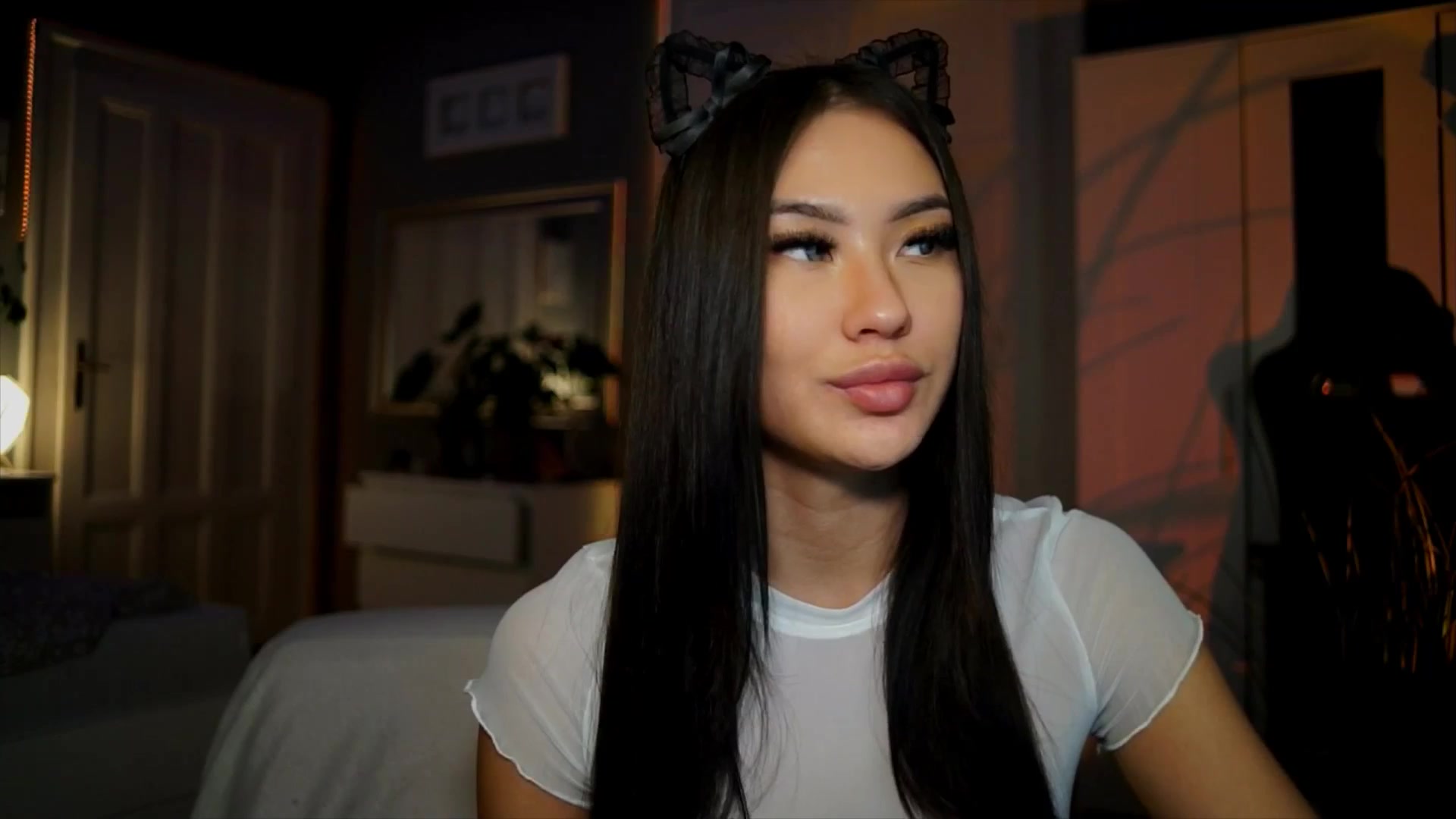Gallery image thumbnail from MaiStream's myfreecams stream on, 01/09/2026, 23:54 image 9 of 20