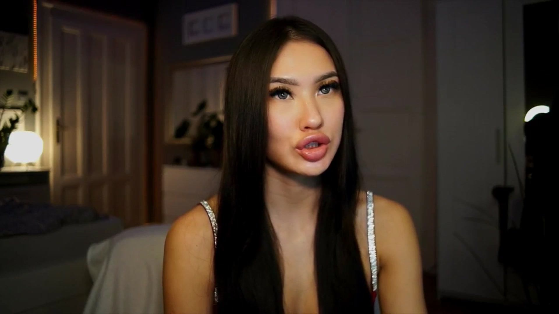 Gallery image thumbnail from MaiStream's myfreecams stream on, 01/10/2026, 22:16 image 19 of 20