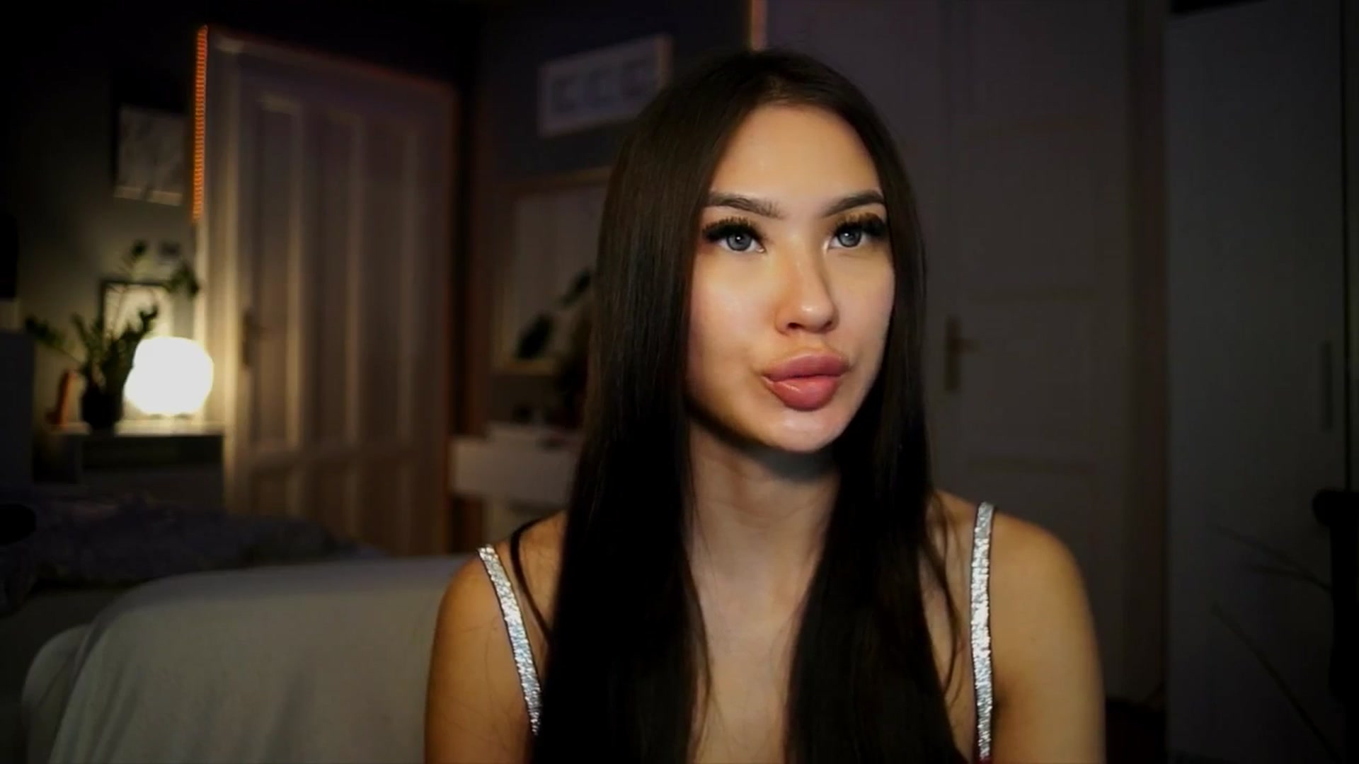 Gallery image thumbnail from MaiStream's myfreecams stream on, 01/10/2026, 23:43 image 11 of 20
