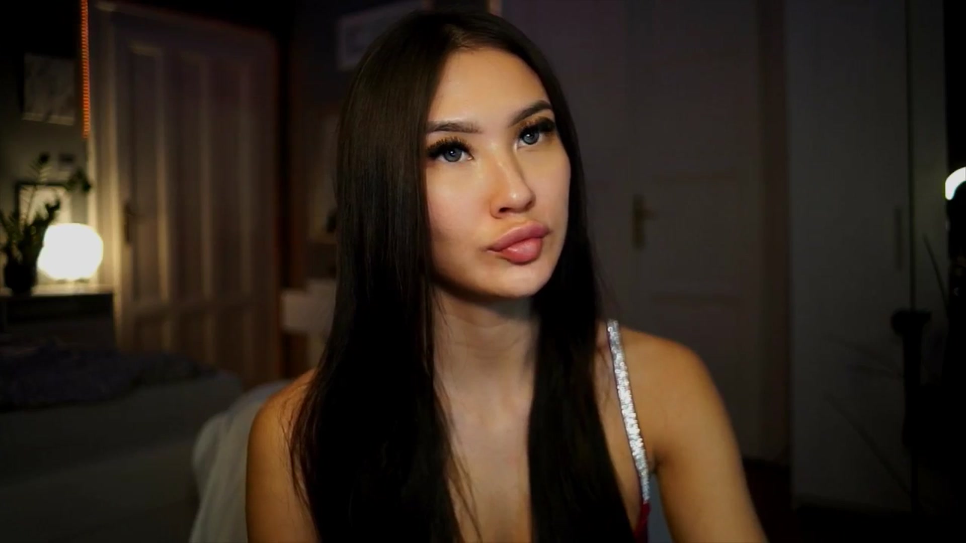 Gallery image thumbnail from MaiStream's myfreecams stream on, 01/11/2026, 02:12 image 6 of 20