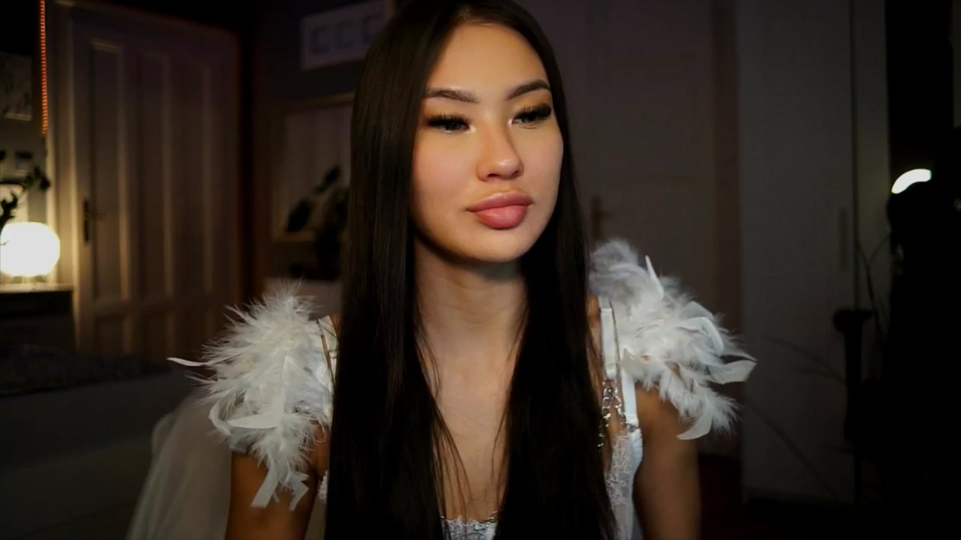 Gallery image thumbnail from MaiStream's myfreecams stream on, 01/12/2026, 24:54 image 1 of 20