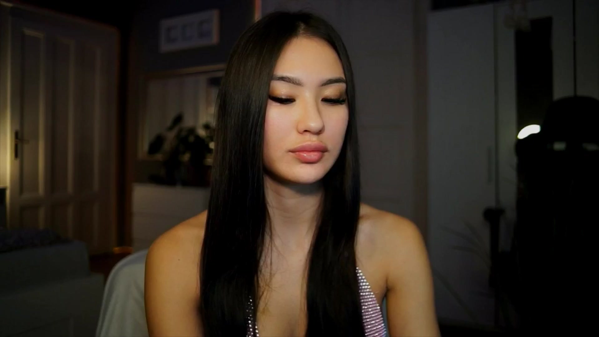 Gallery image thumbnail from MaiStream's myfreecams stream on, 01/12/2026, 22:12 image 1 of 20