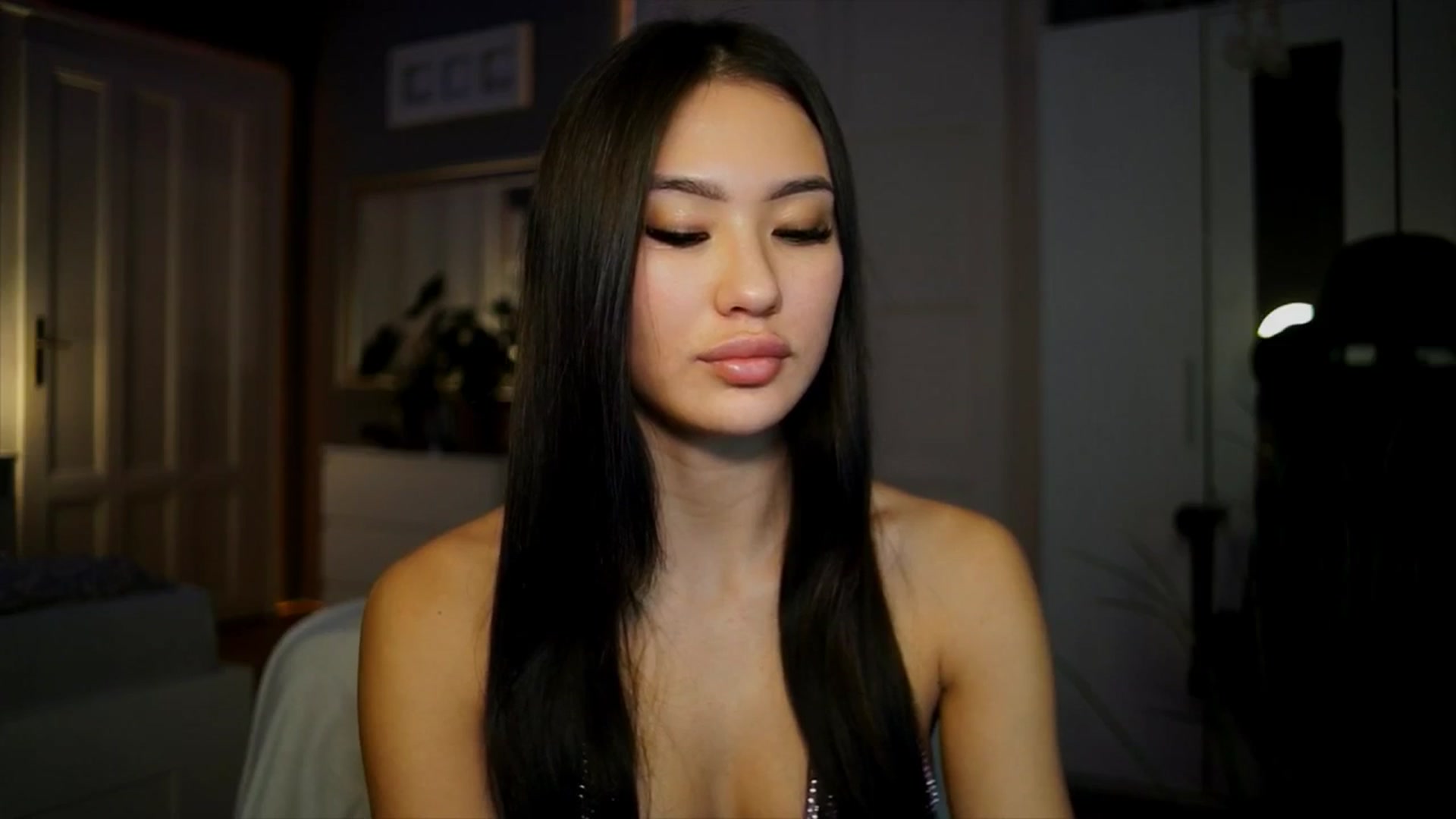 Gallery image thumbnail from MaiStream's myfreecams stream on, 01/12/2026, 22:12 image 3 of 20