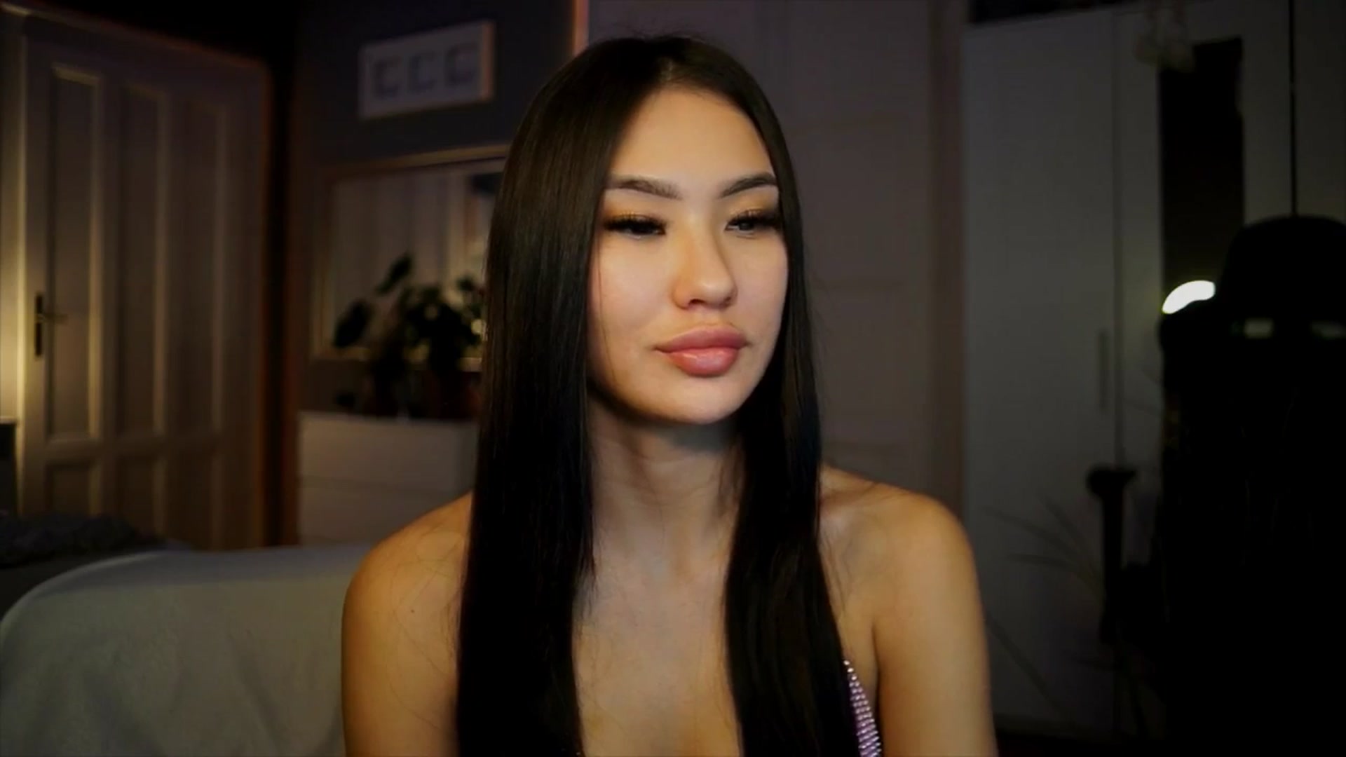 Gallery image thumbnail from MaiStream's myfreecams stream on, 01/12/2026, 23:15 image 9 of 20