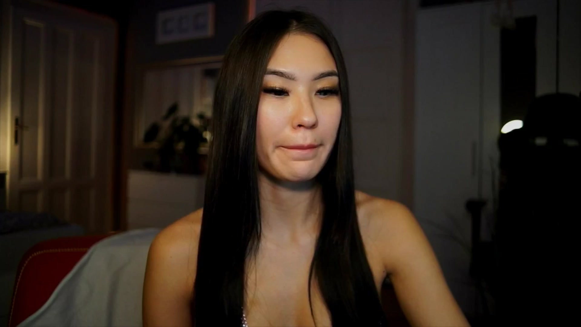 Gallery image thumbnail from MaiStream's myfreecams stream on, 01/13/2026, 24:48 image 5 of 20