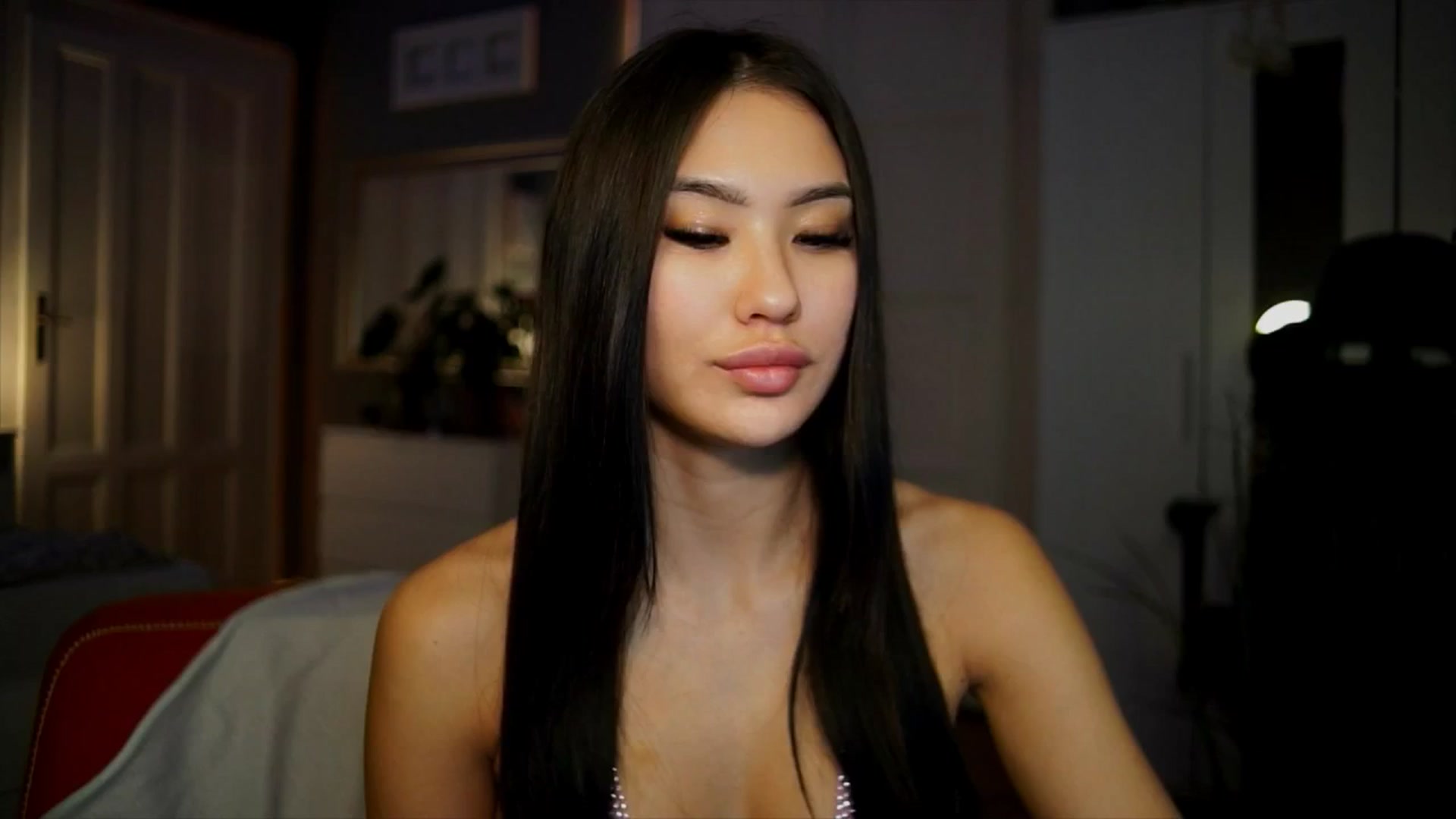 Gallery image thumbnail from MaiStream's myfreecams stream on, 01/13/2026, 24:48 image 4 of 20