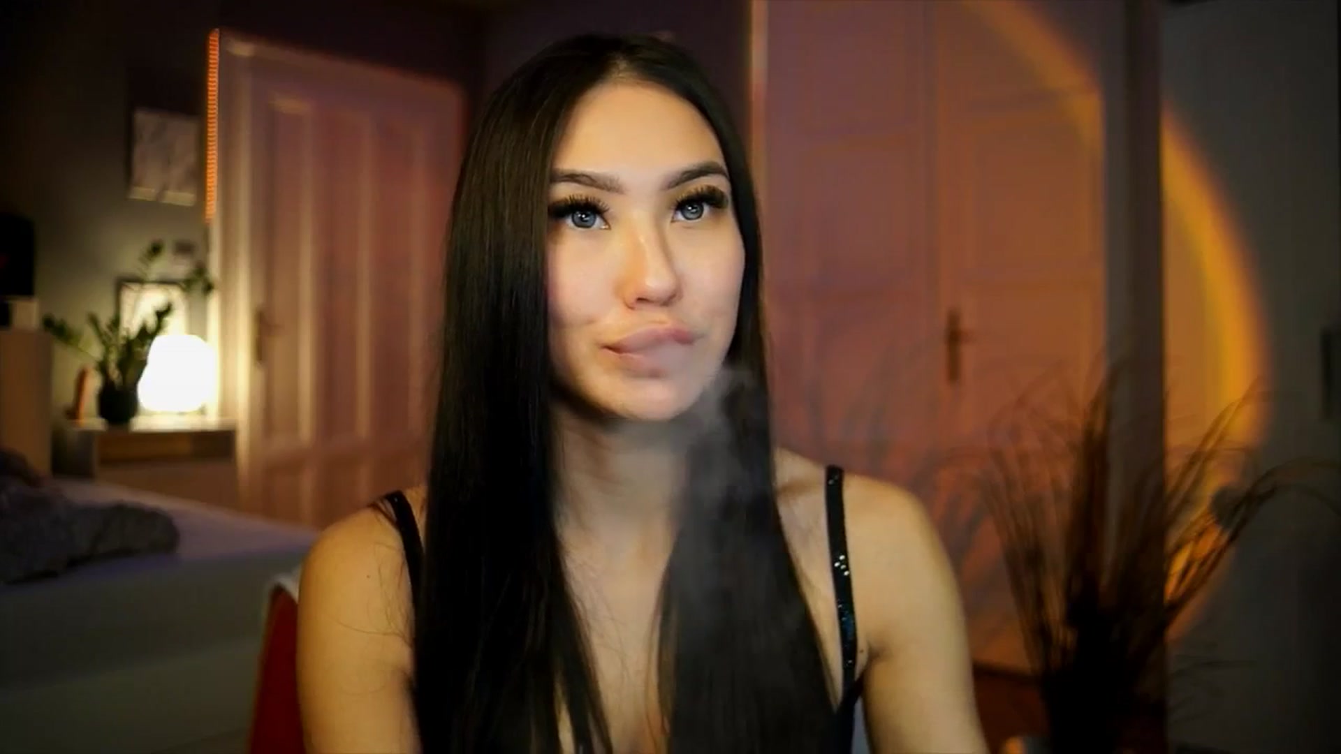Gallery image thumbnail from MaiStream's myfreecams stream on, 01/14/2026, 21:09 image 6 of 20