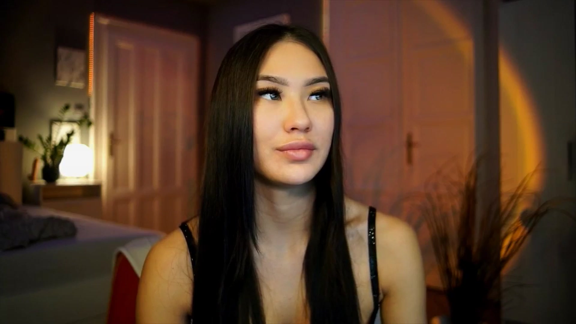Gallery image thumbnail from MaiStream's myfreecams stream on, 01/14/2026, 21:09 image 2 of 20