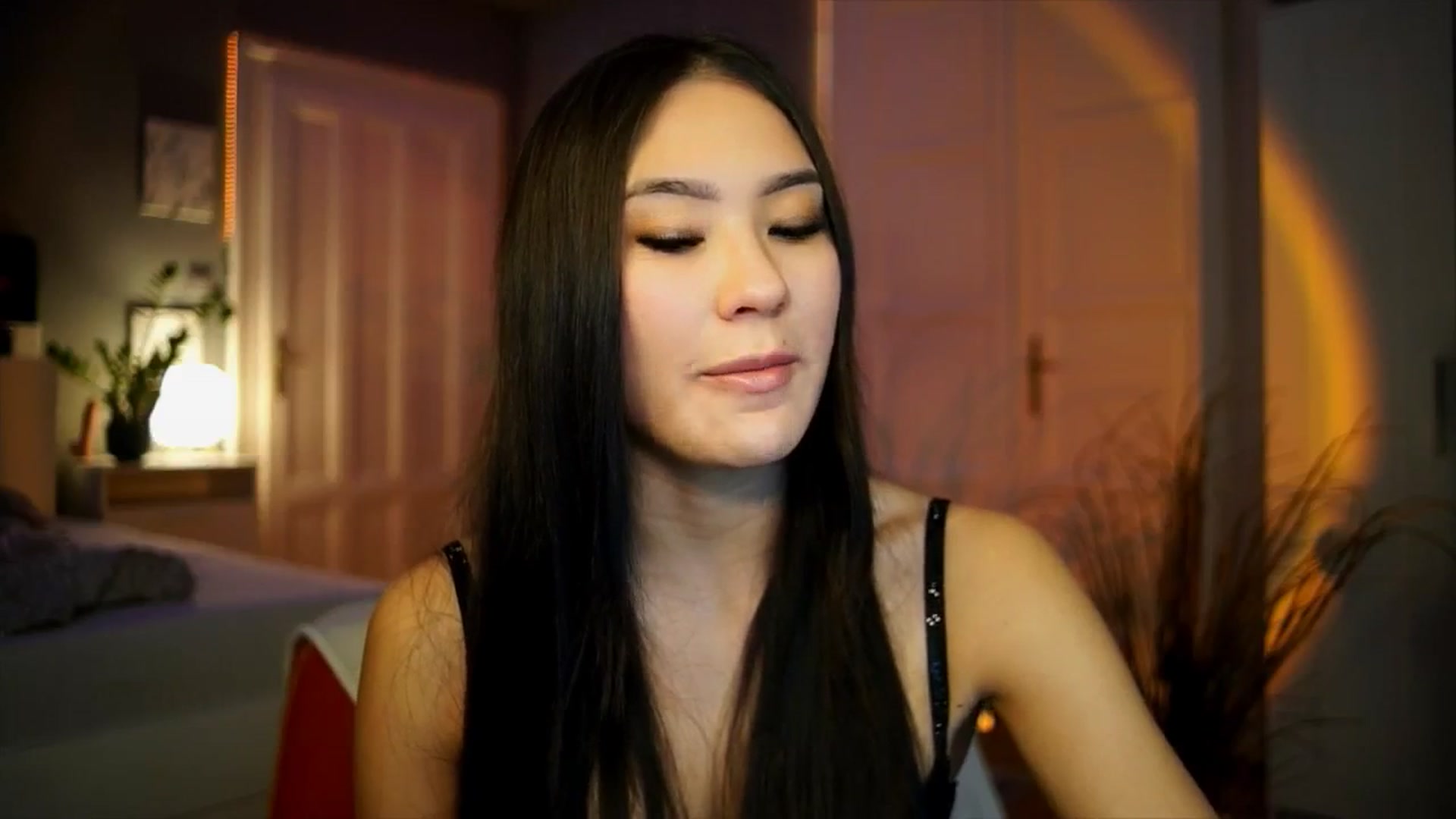 Gallery image thumbnail from MaiStream's myfreecams stream on, 01/14/2026, 21:09 image 10 of 20