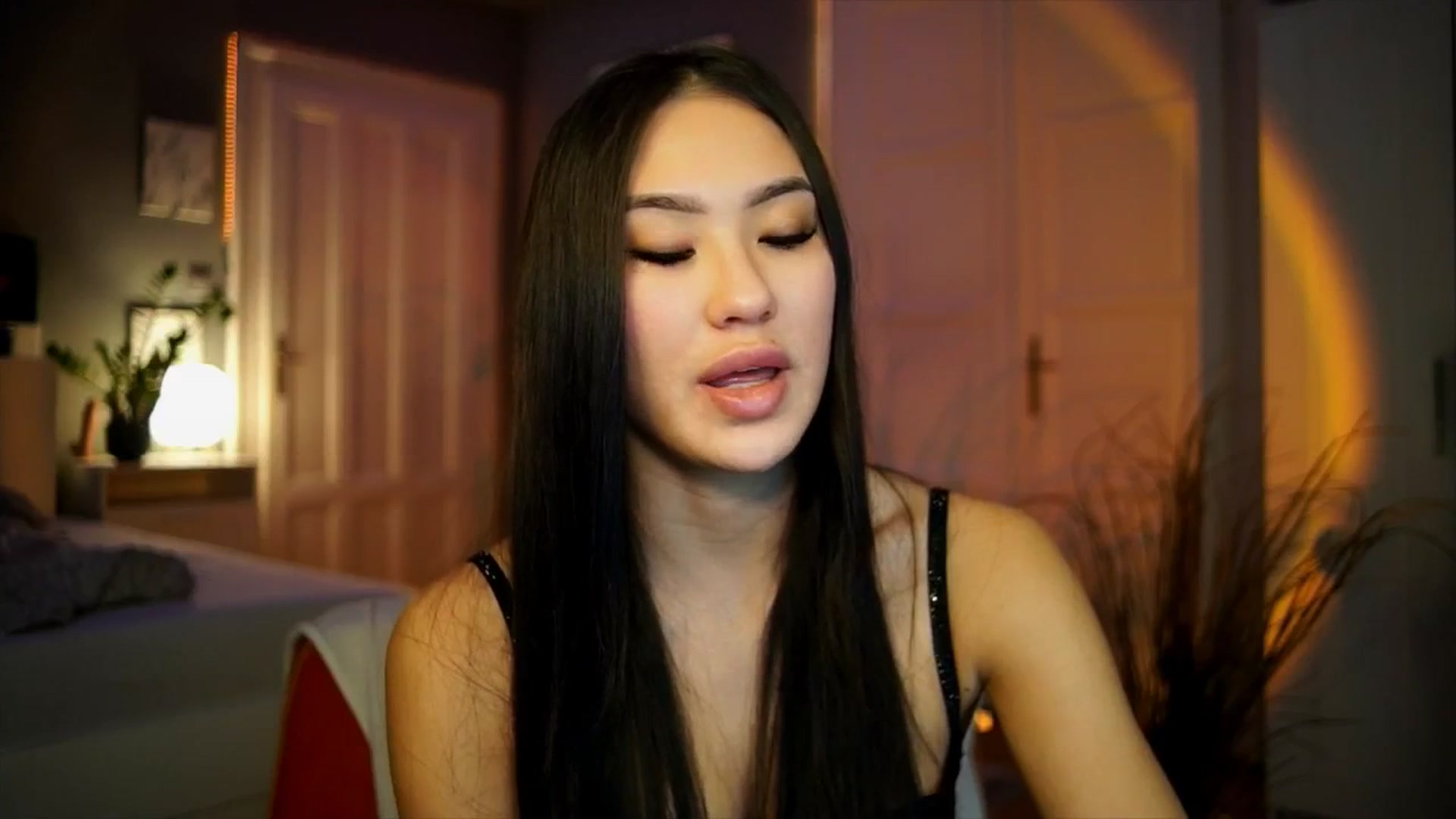 Gallery image thumbnail from MaiStream's myfreecams stream on, 01/14/2026, 21:09 image 12 of 20
