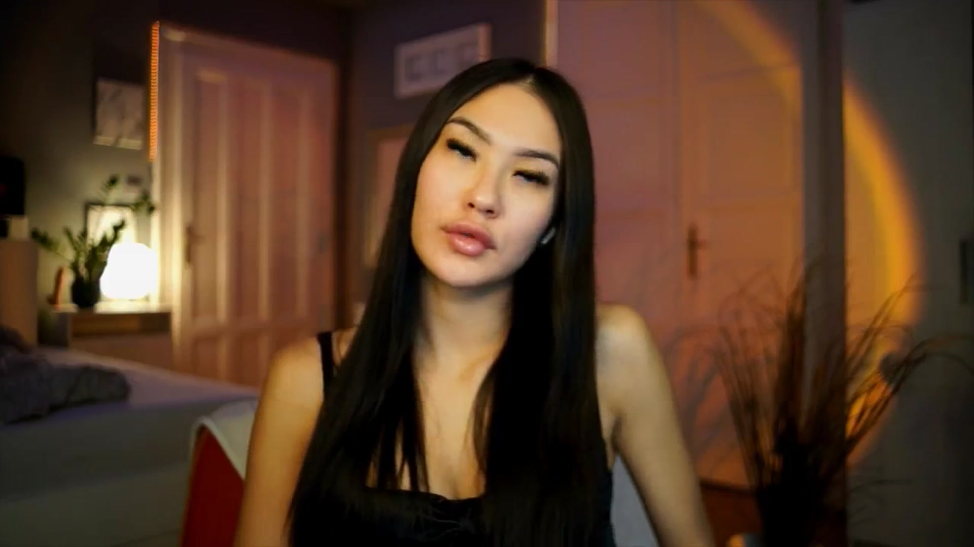 Gallery image thumbnail from MaiStream's myfreecams stream on, 01/14/2026, 21:09 image 3 of 20