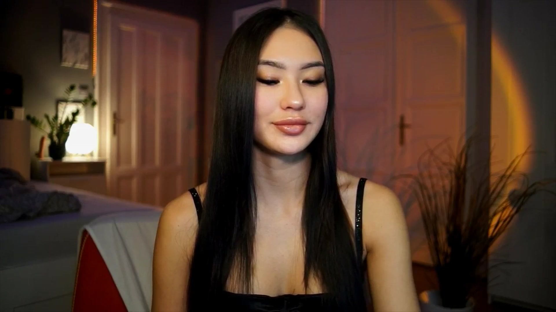 Gallery image thumbnail from MaiStream's myfreecams stream on, 01/14/2026, 22:04 image 11 of 20