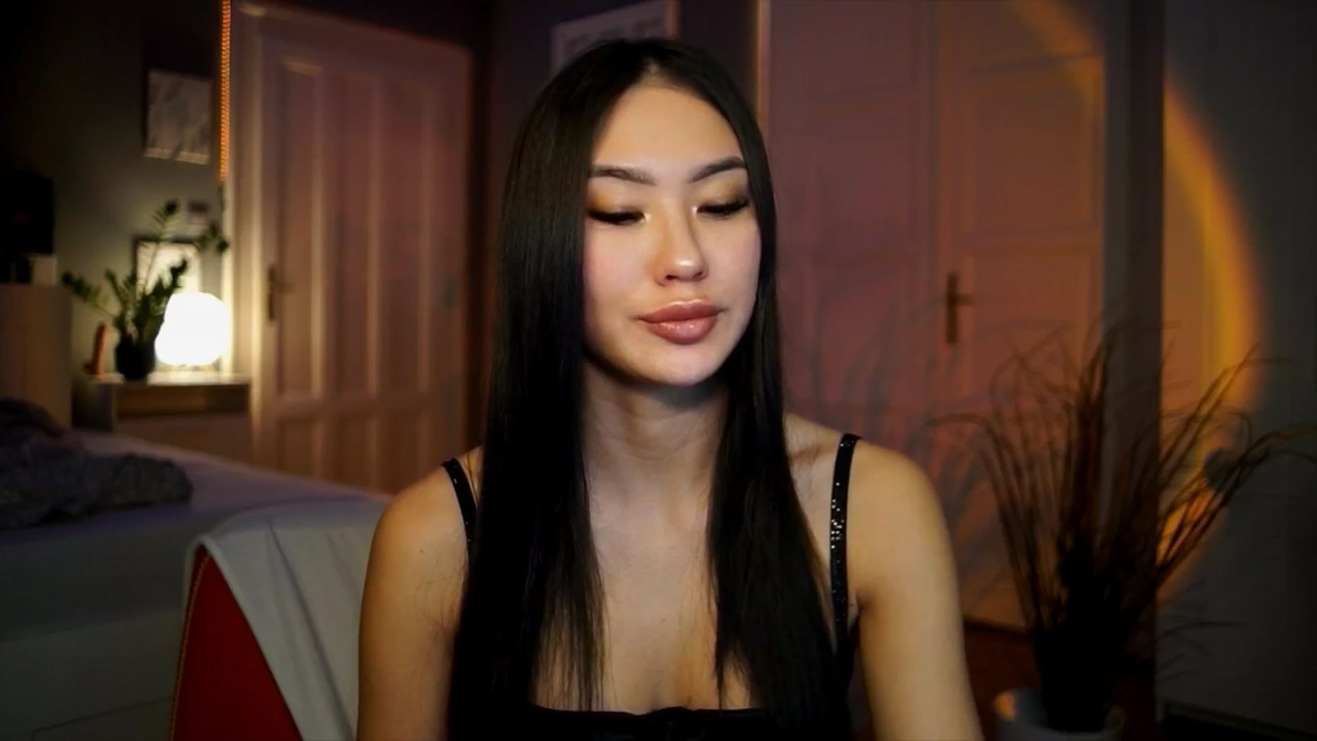 Gallery image thumbnail from MaiStream's myfreecams stream on, 01/14/2026, 22:04 image 12 of 20