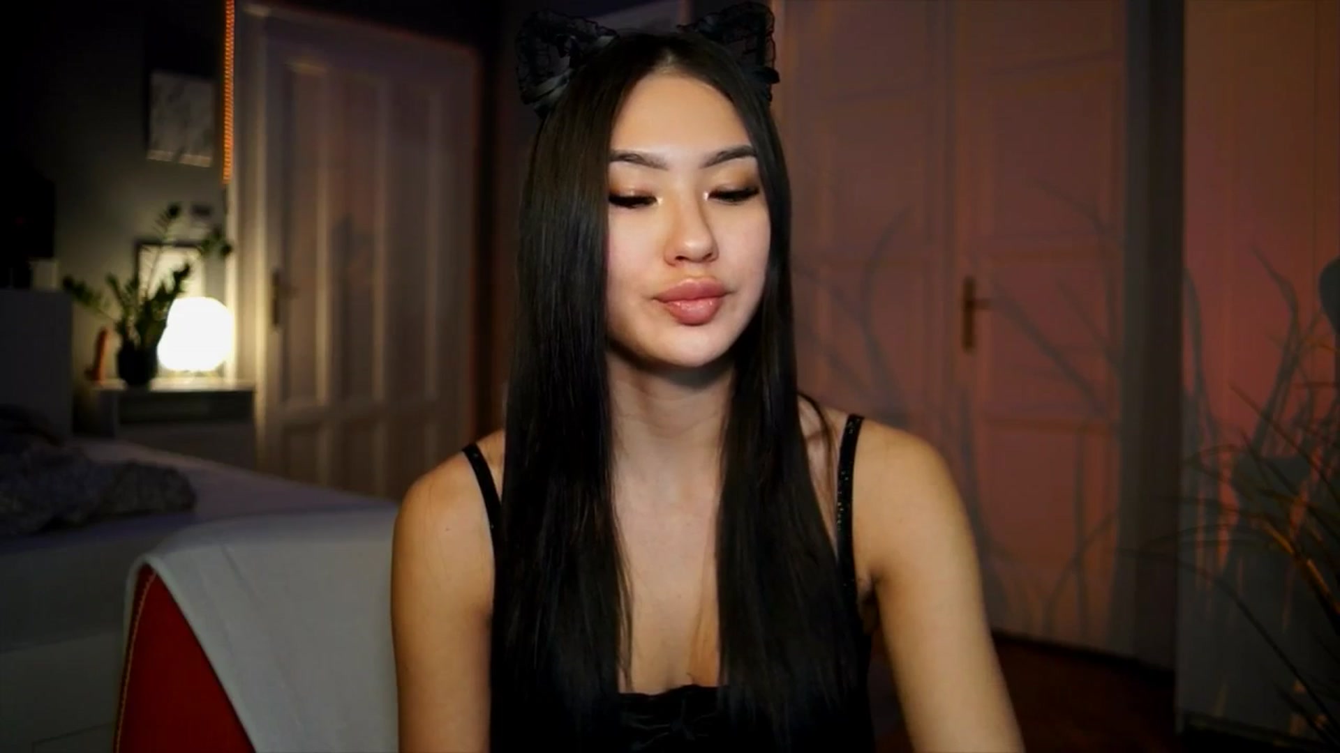 Gallery image thumbnail from MaiStream's myfreecams stream on, 01/15/2026, 01:07 image 11 of 20