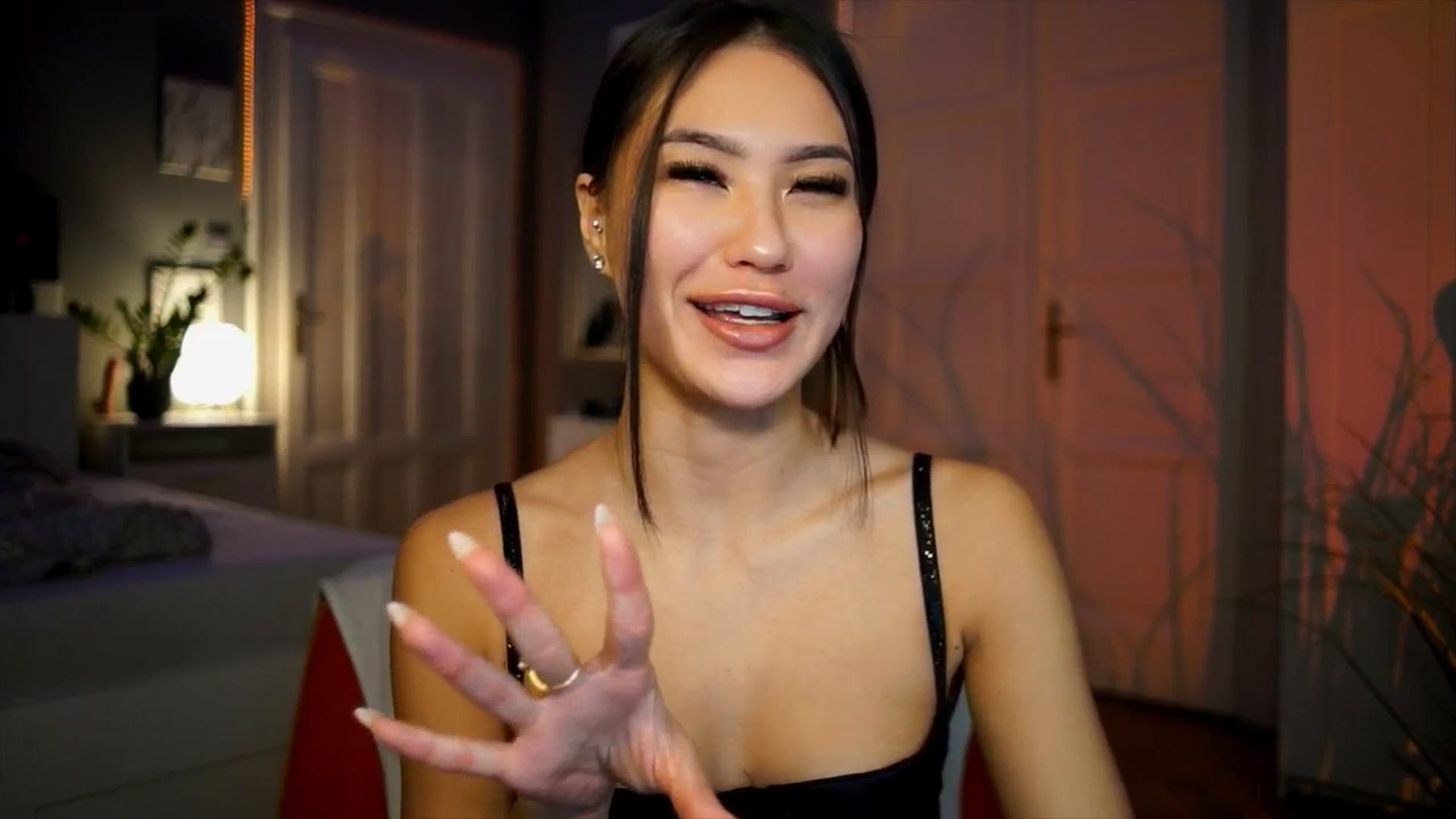 Gallery image thumbnail from MaiStream's myfreecams stream on, 01/15/2026, 01:07 image 3 of 20