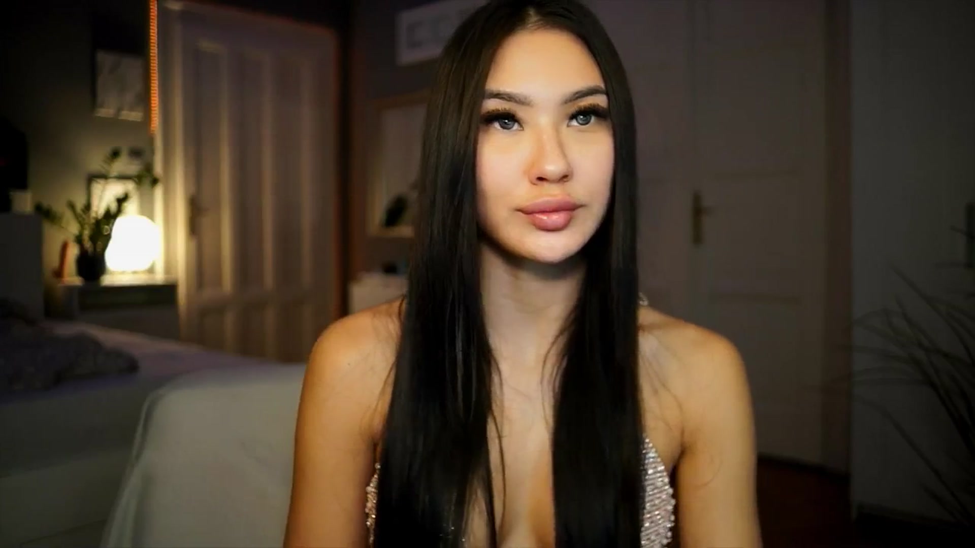 Gallery image thumbnail from MaiStream's myfreecams stream on, 01/15/2026, 23:09 image 18 of 20