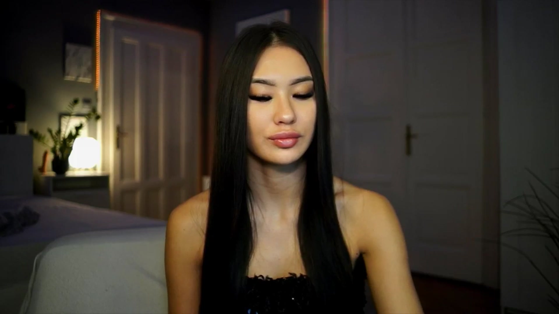 Gallery image thumbnail from MaiStream's myfreecams stream on, 01/17/2026, 24:30 image 11 of 20