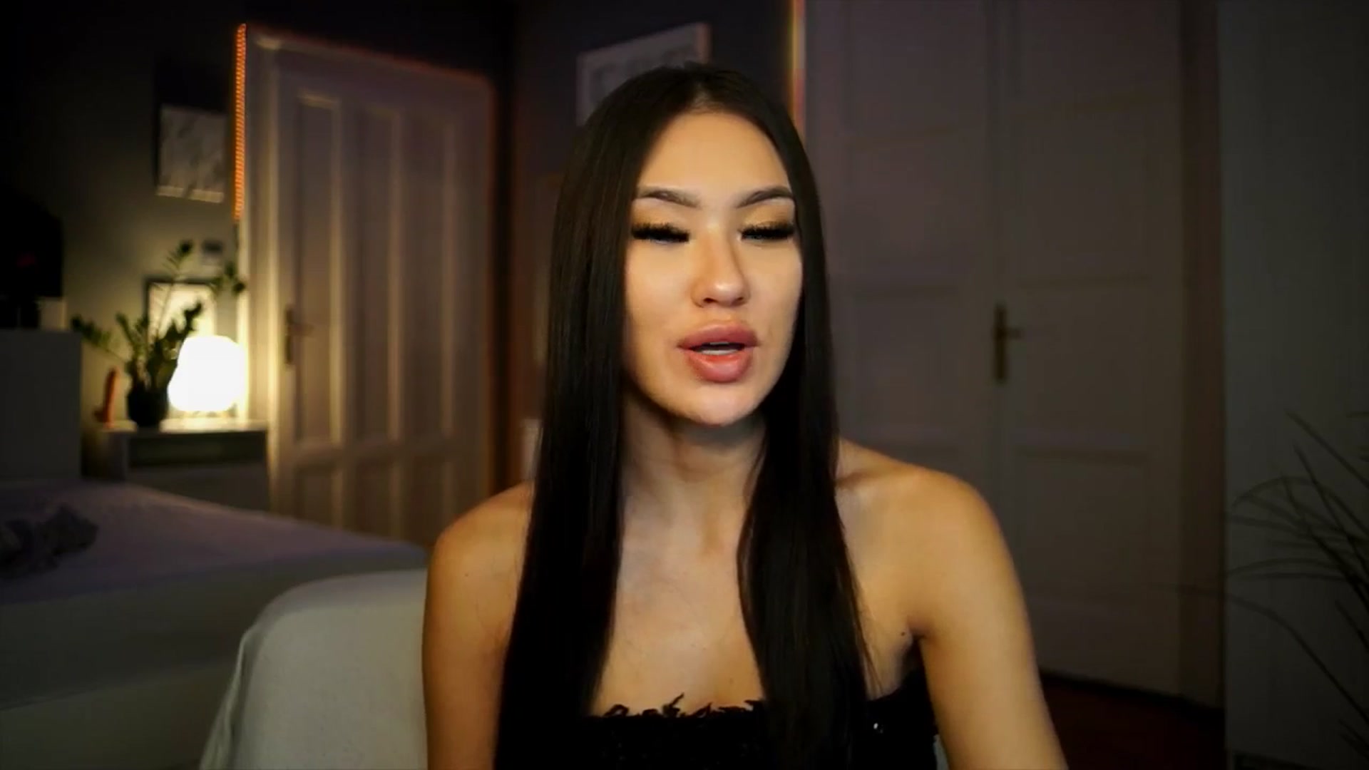 Gallery image thumbnail from MaiStream's myfreecams stream on, 01/17/2026, 24:30 image 17 of 20