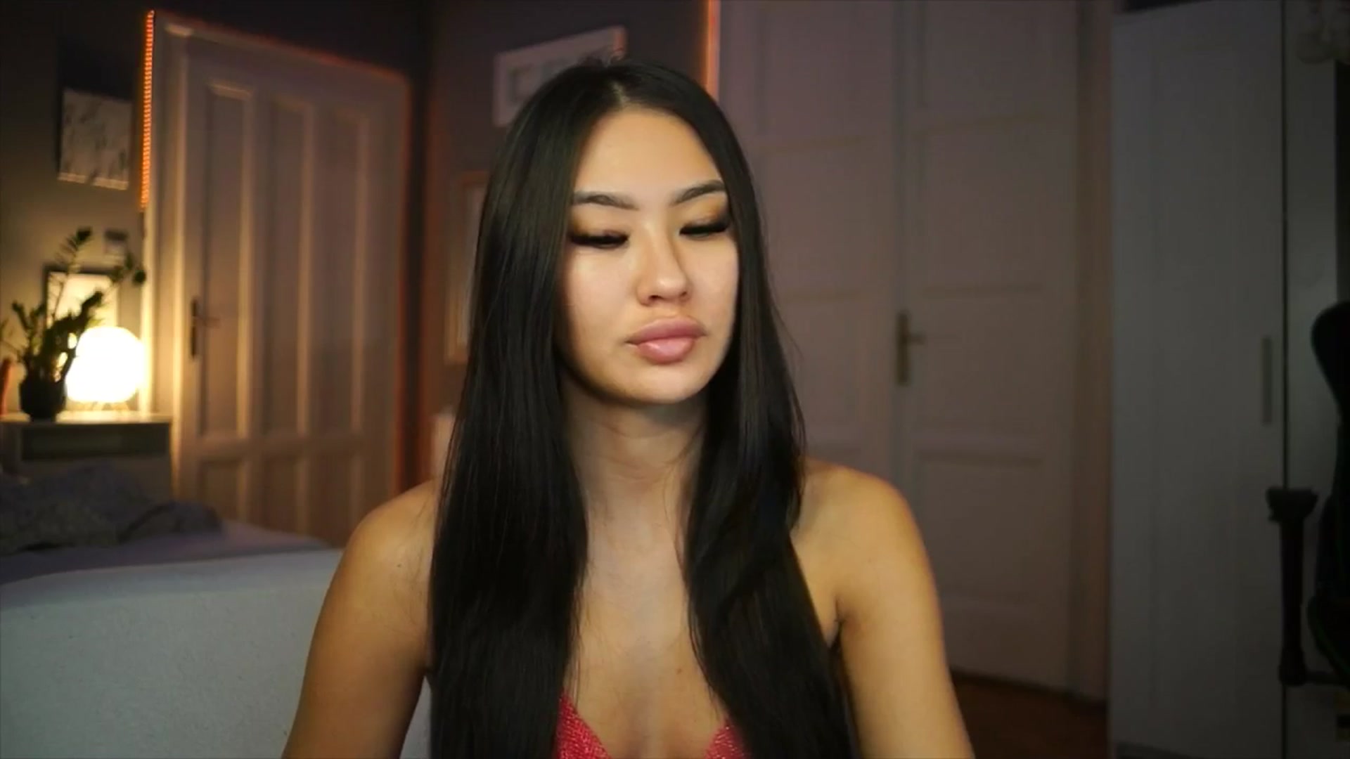Gallery image thumbnail from MaiStream's myfreecams stream on, 01/18/2026, 22:14 image 5 of 20