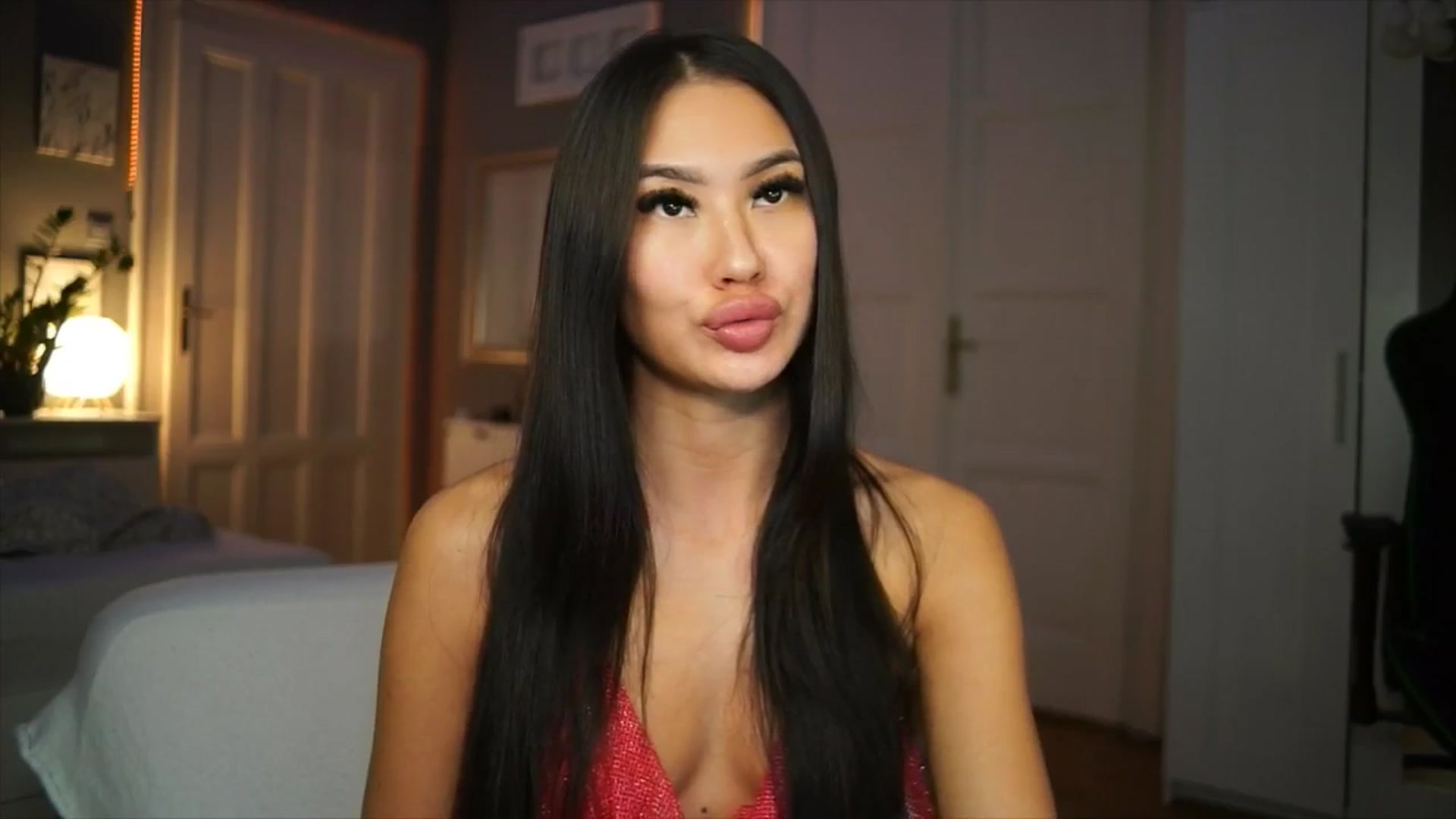 Gallery image thumbnail from MaiStream's myfreecams stream on, 01/19/2026, 24:23 image 8 of 20