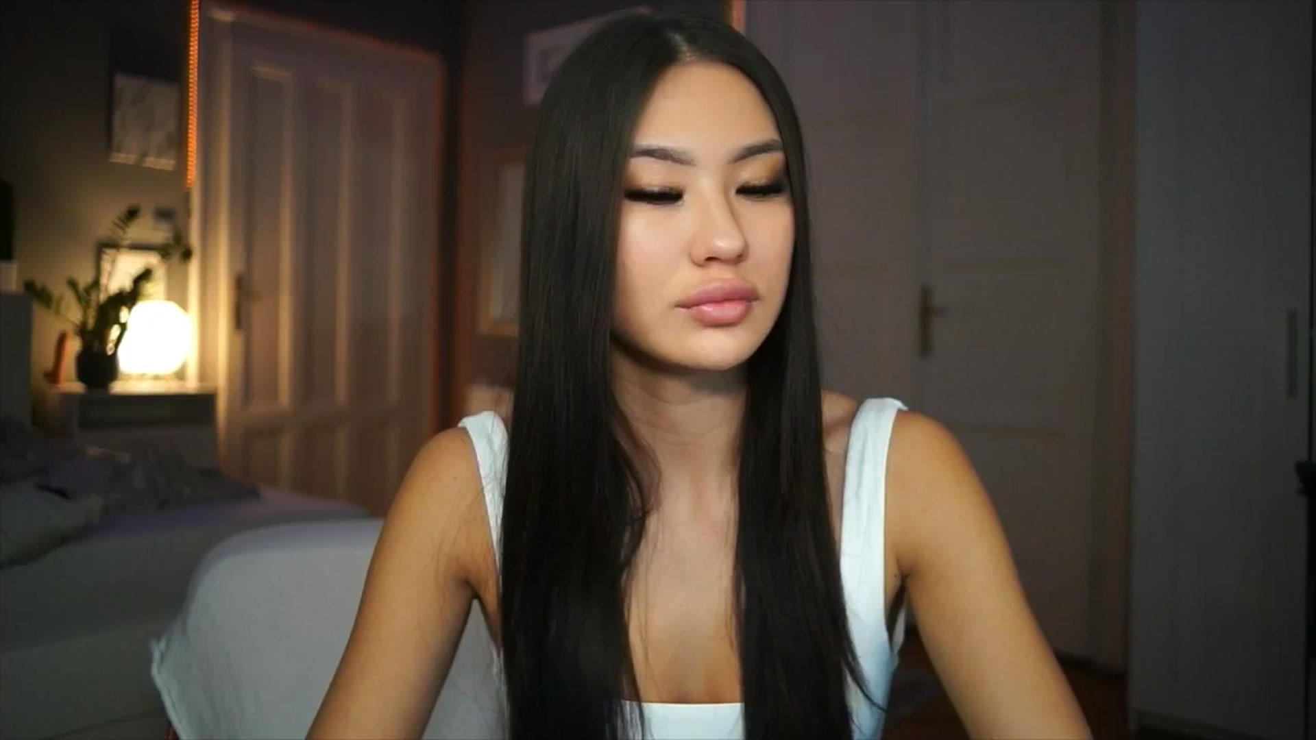 Gallery image thumbnail from MaiStream's myfreecams stream on, 01/20/2026, 21:28 image 15 of 20