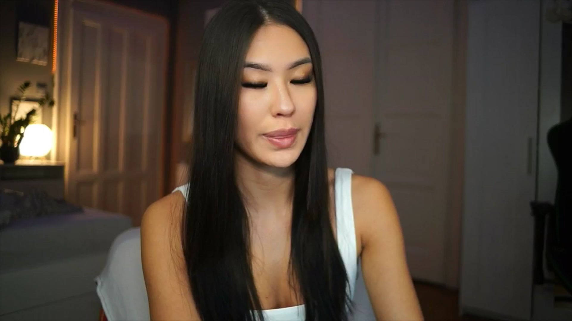 Gallery image thumbnail from MaiStream's myfreecams stream on, 01/20/2026, 21:28 image 1 of 20