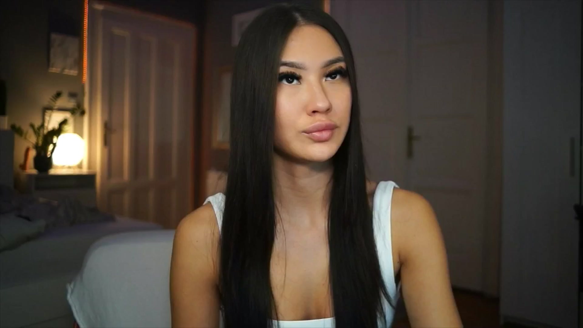 Gallery image thumbnail from MaiStream's myfreecams stream on, 01/20/2026, 21:28 image 18 of 20