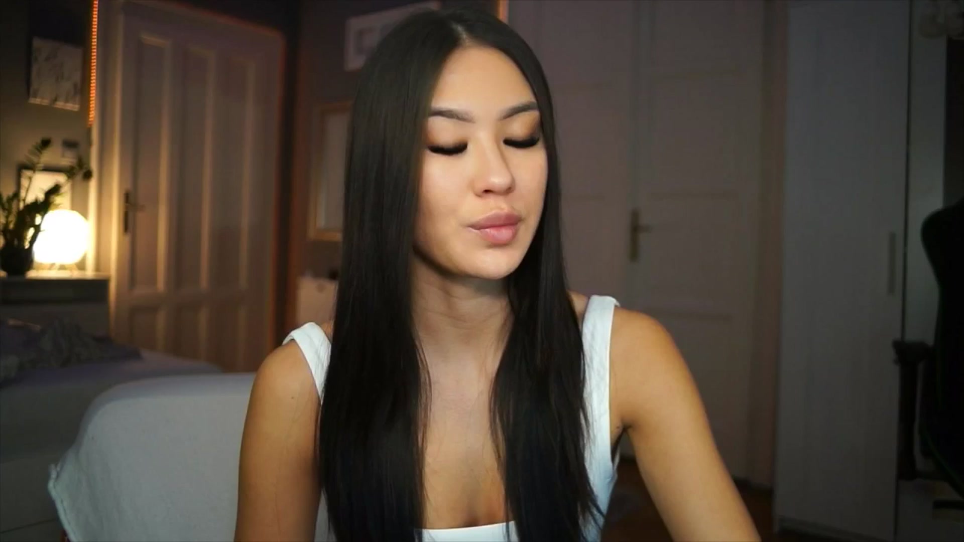 Gallery image thumbnail from MaiStream's myfreecams stream on, 01/20/2026, 21:28 image 8 of 20