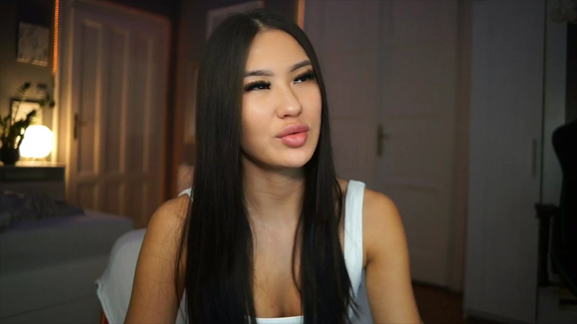 Gallery image thumbnail from MaiStream's myfreecams stream on, 01/20/2026, 21:28 image 2 of 20