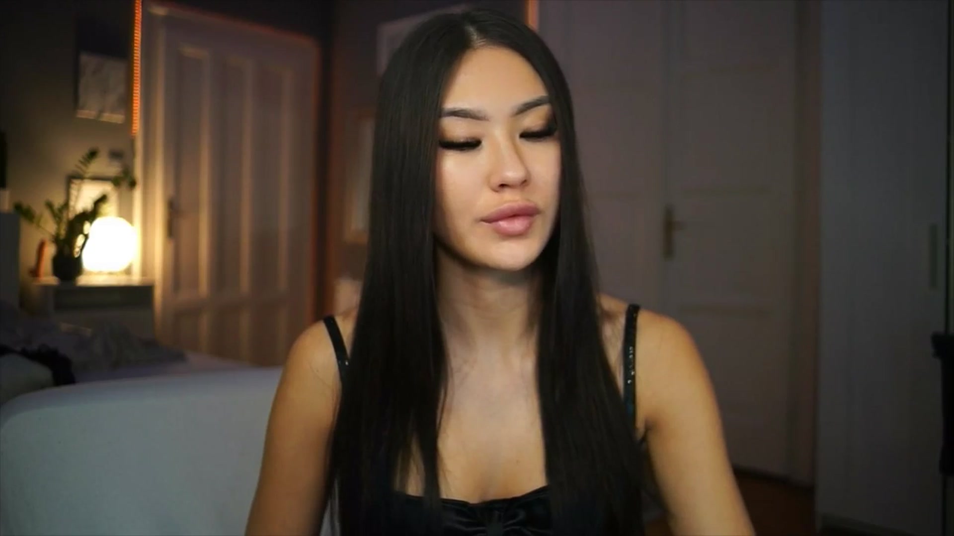 Gallery image thumbnail from MaiStream's myfreecams stream on, 01/20/2026, 22:36 image 14 of 20