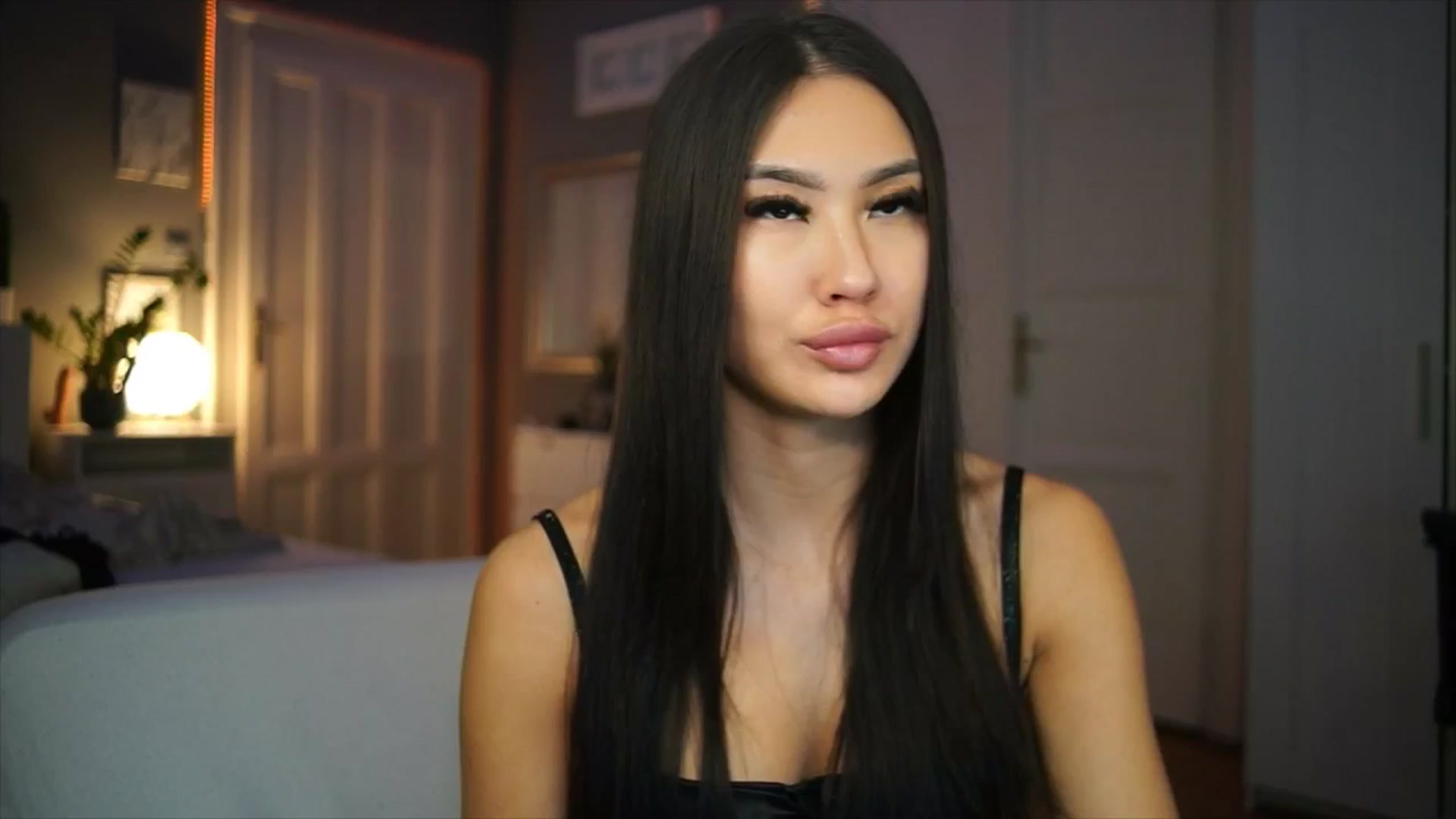 Gallery image thumbnail from MaiStream's myfreecams stream on, 01/20/2026, 22:36 image 13 of 20