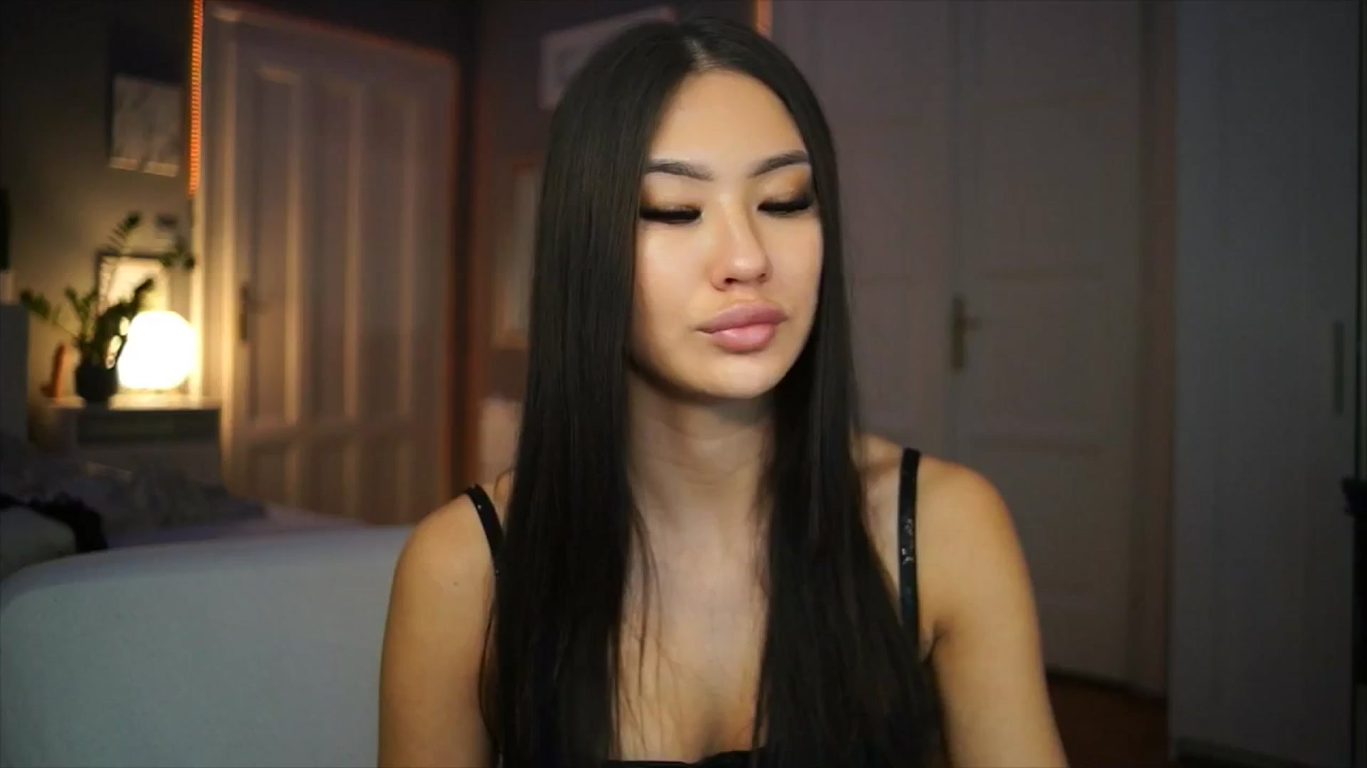 Gallery image thumbnail from MaiStream's myfreecams stream on, 01/20/2026, 22:36 image 7 of 20