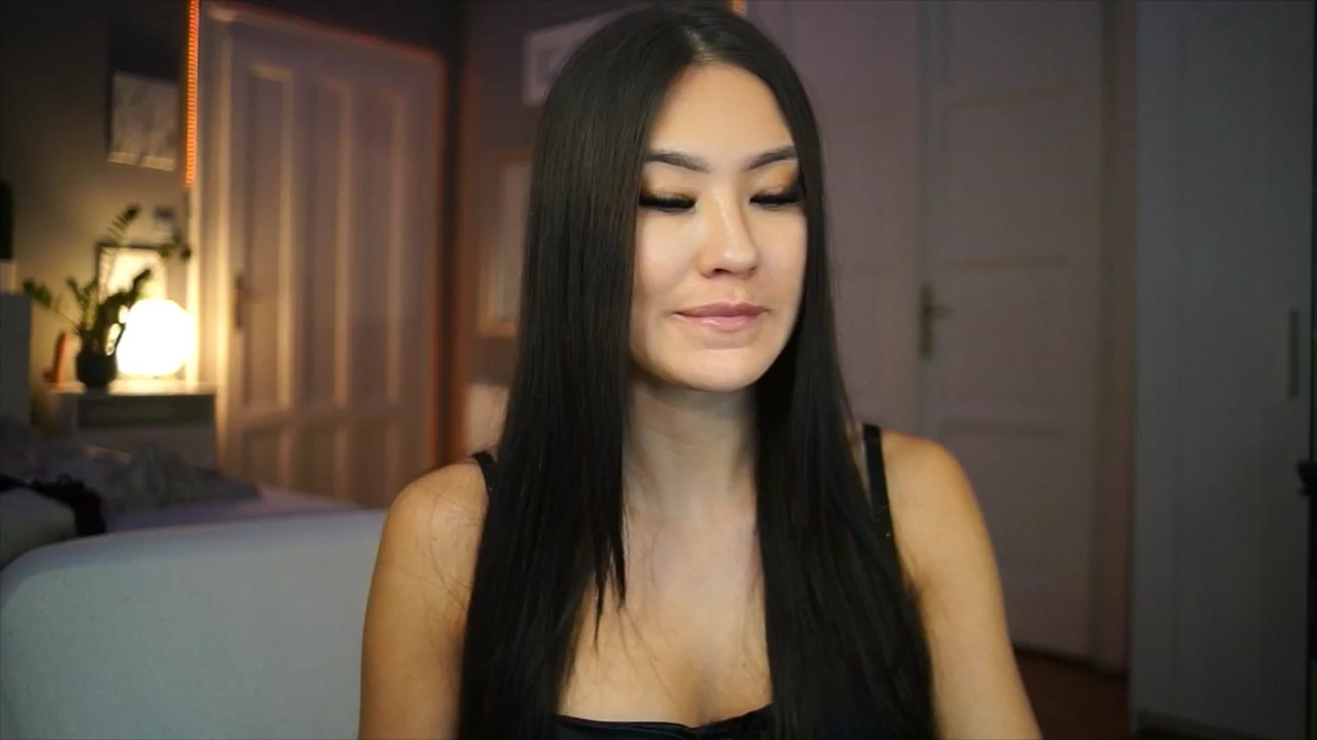 Gallery image thumbnail from MaiStream's myfreecams stream on, 01/20/2026, 22:36 image 2 of 20