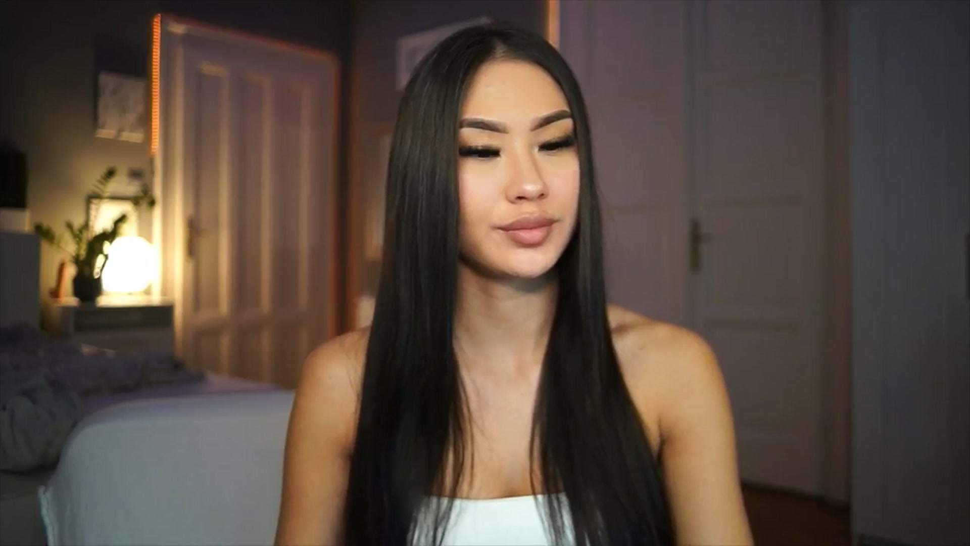 Gallery image thumbnail from MaiStream's myfreecams stream on, 01/21/2026, 22:00 image 15 of 20