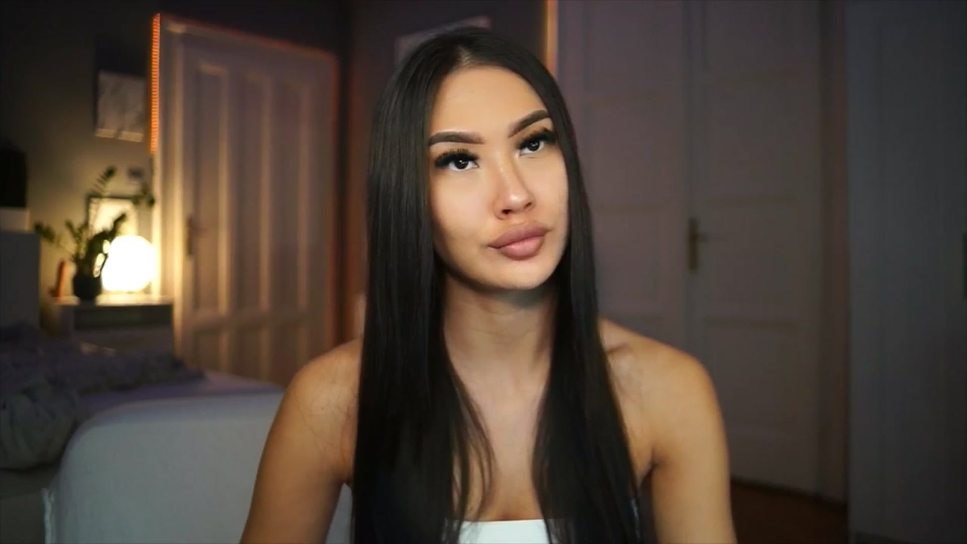 Gallery image thumbnail from MaiStream's myfreecams stream on, 01/21/2026, 22:00 image 6 of 20