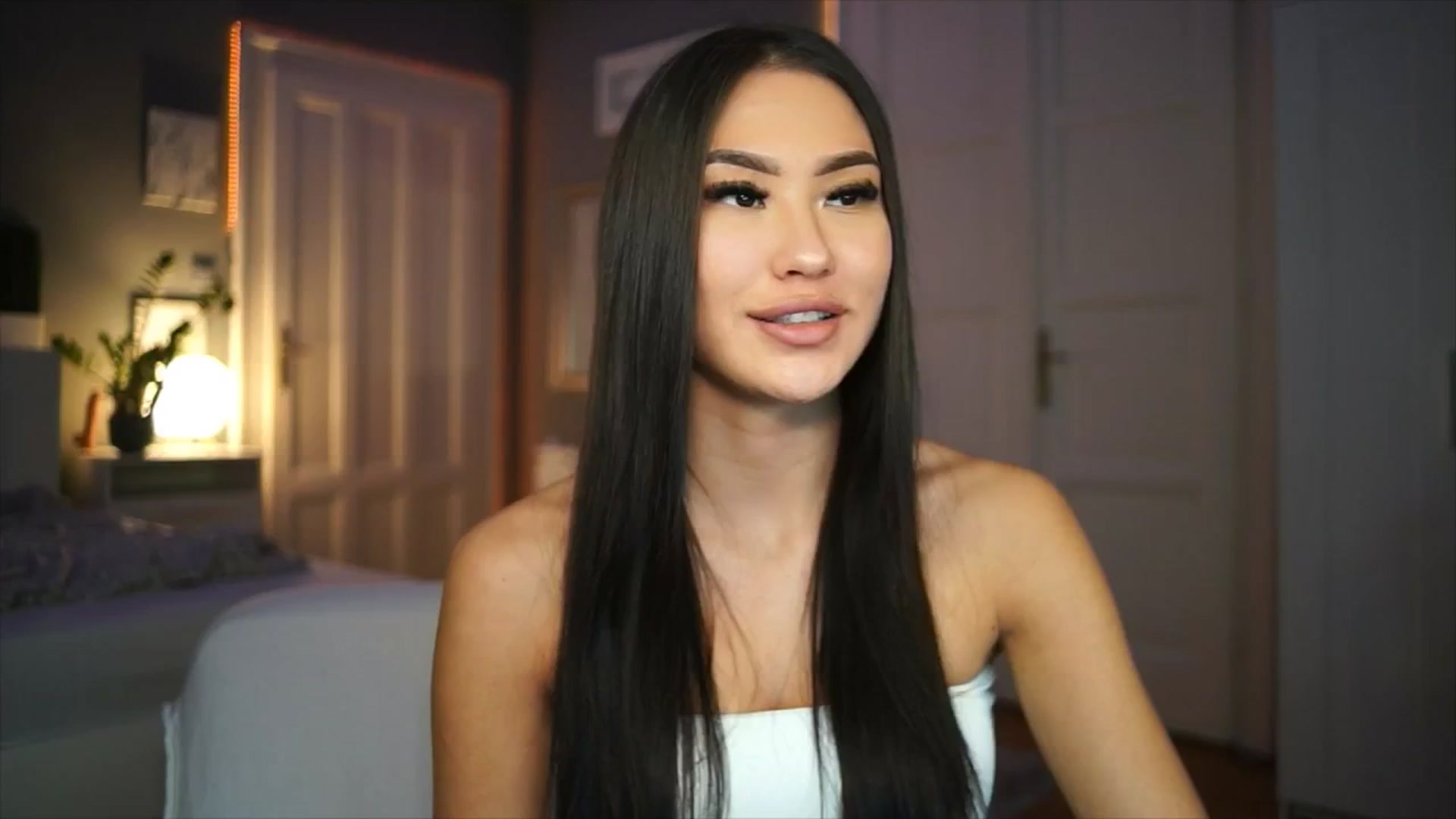 Gallery image thumbnail from MaiStream's myfreecams stream on, 01/22/2026, 24:07 image 6 of 20