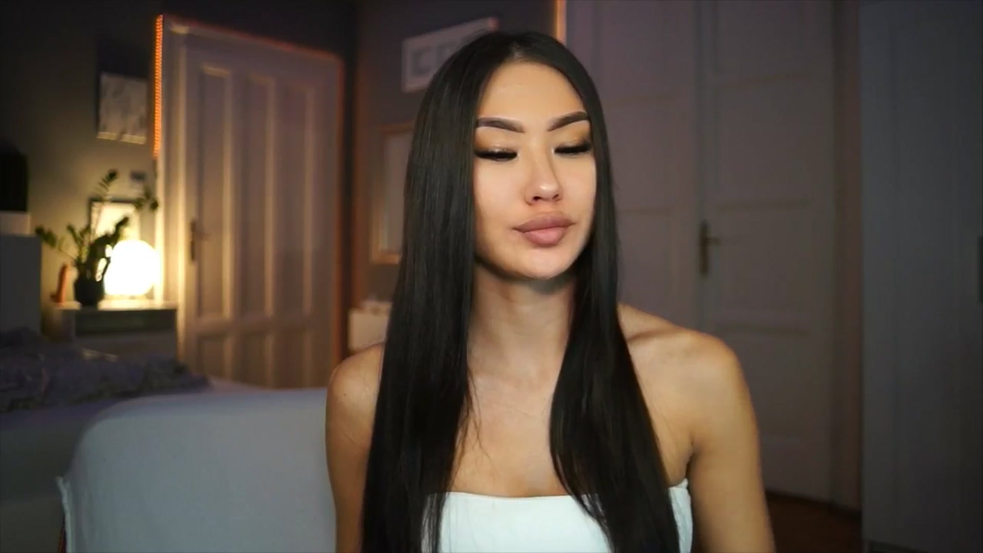 Gallery image thumbnail from MaiStream's myfreecams stream on, 01/22/2026, 24:07 image 18 of 20