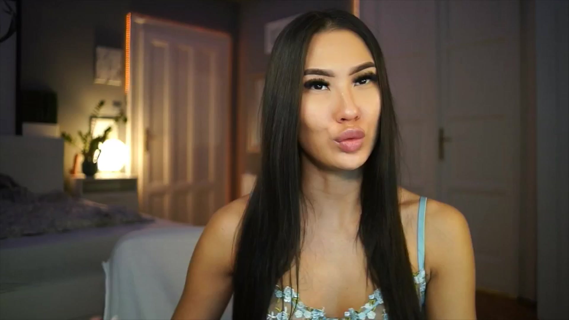 Gallery image thumbnail from MaiStream's myfreecams stream on, 01/22/2026, 19:22 image 7 of 20