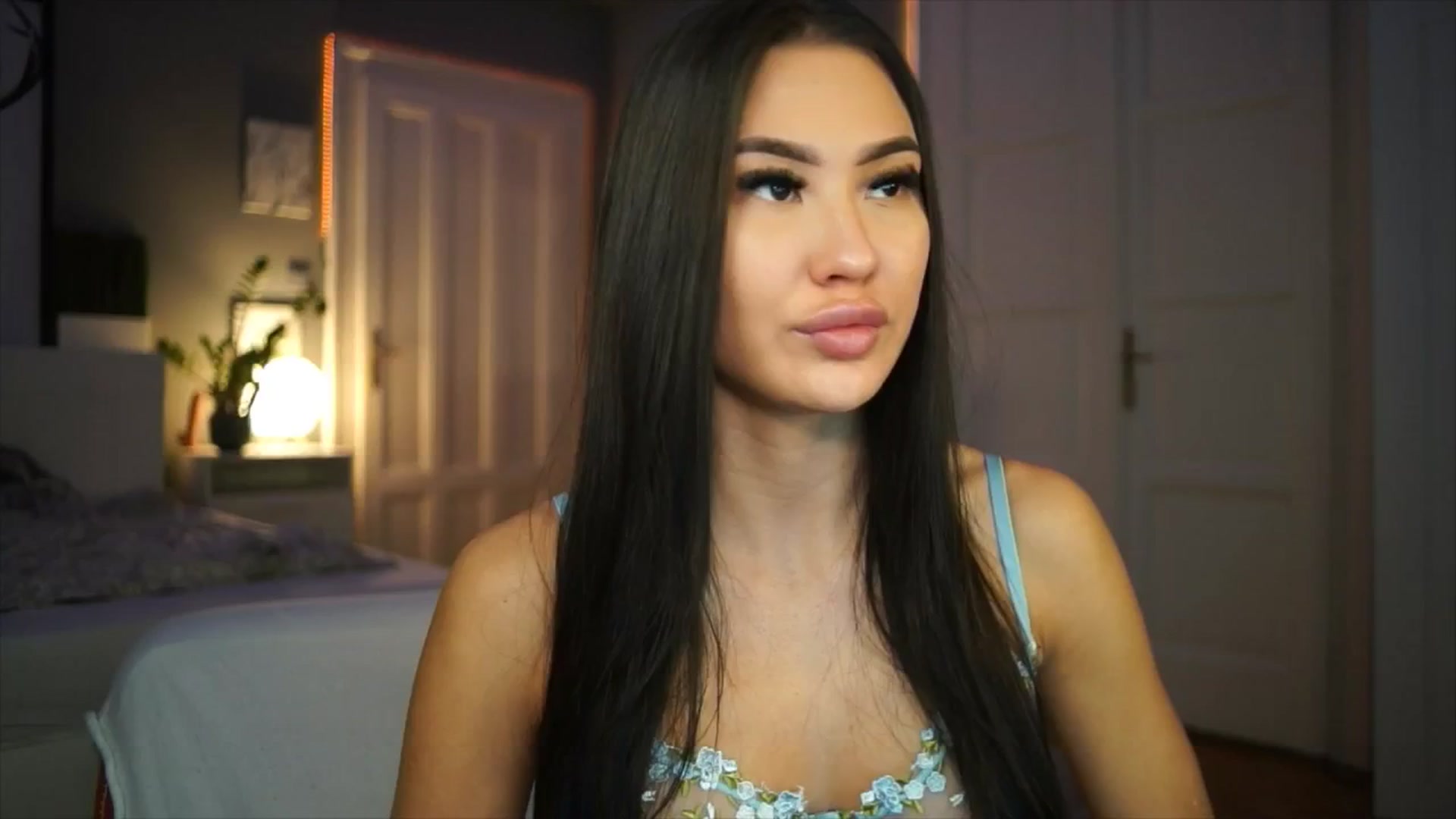 Gallery image thumbnail from MaiStream's myfreecams stream on, 01/22/2026, 19:22 image 12 of 20