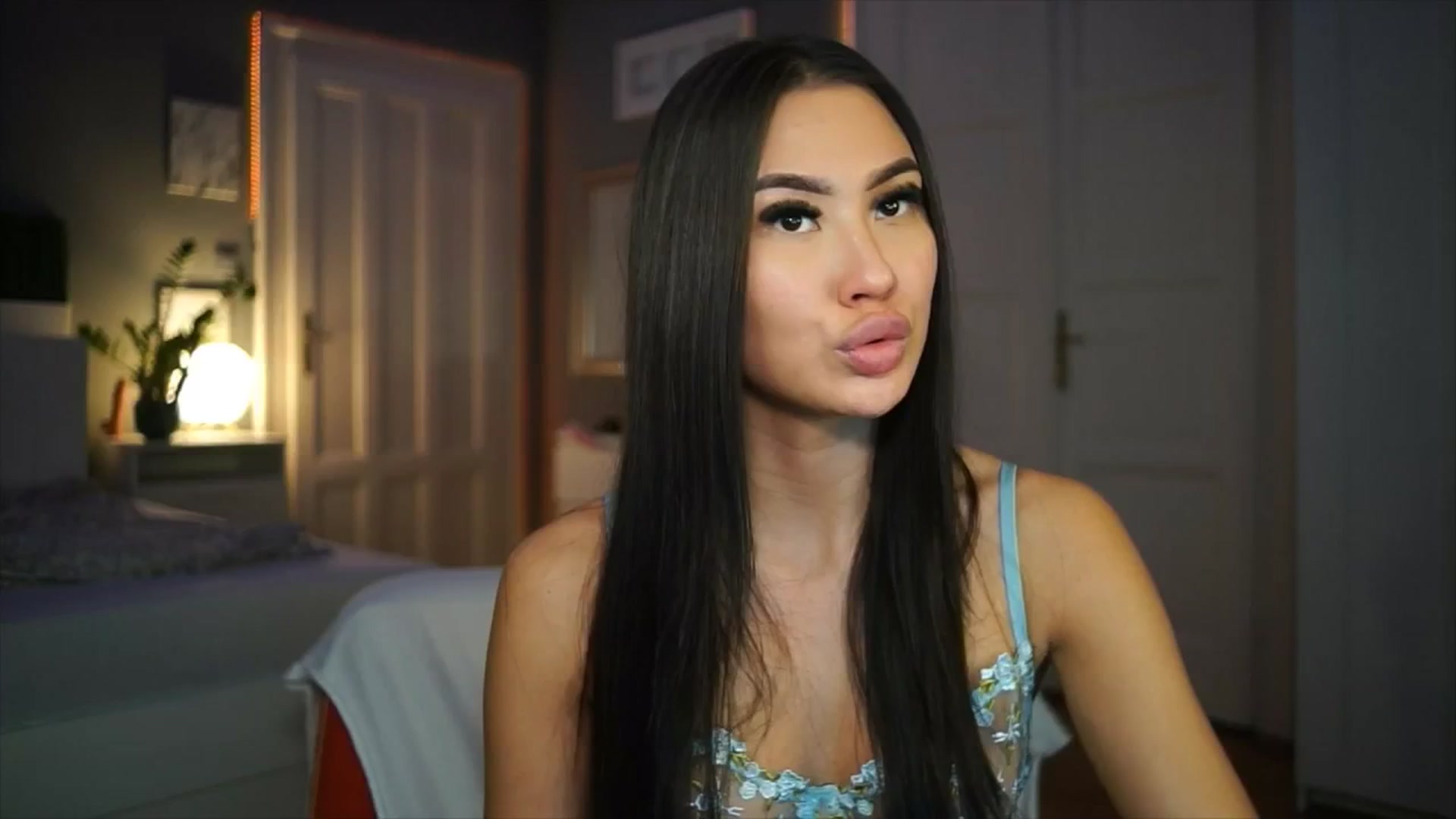 Gallery image thumbnail from MaiStream's myfreecams stream on, 01/22/2026, 22:56 image 4 of 20
