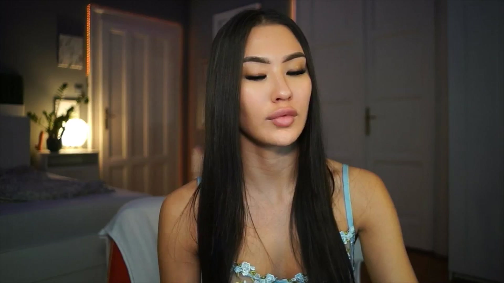 Gallery image thumbnail from MaiStream's myfreecams stream on, 01/22/2026, 22:56 image 13 of 20