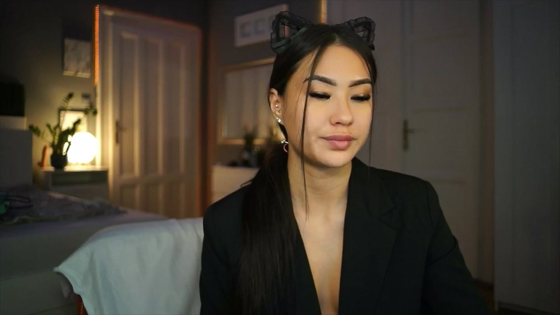 Gallery image thumbnail from MaiStream's myfreecams stream on, 01/23/2026, 21:23 image 14 of 20