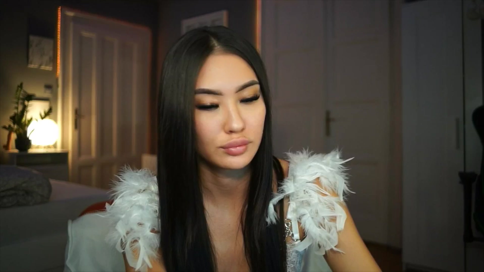 Gallery image thumbnail from MaiStream's myfreecams stream on, 01/24/2026, 22:11 image 17 of 20