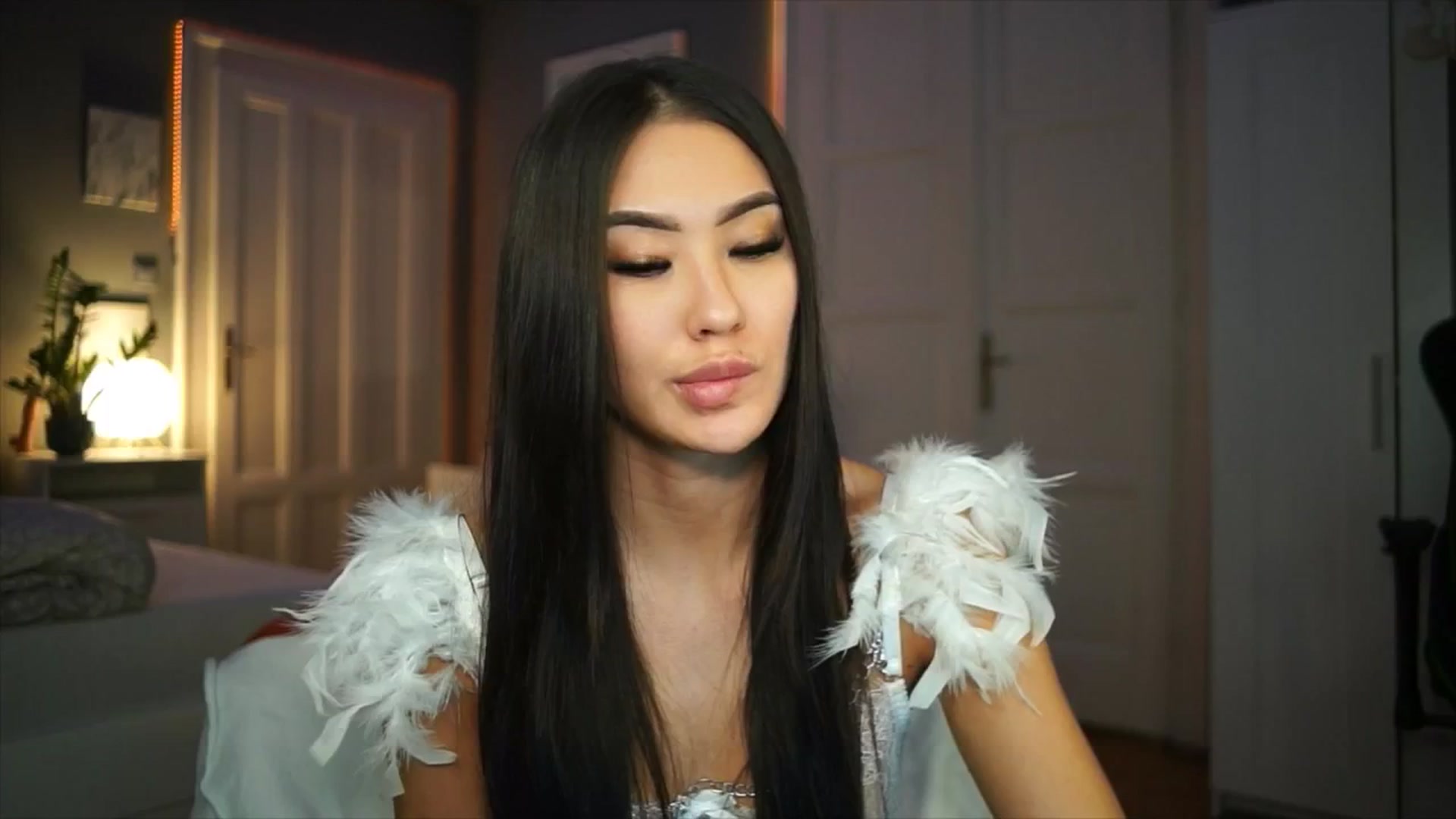 Gallery image thumbnail from MaiStream's myfreecams stream on, 01/24/2026, 22:11 image 1 of 20