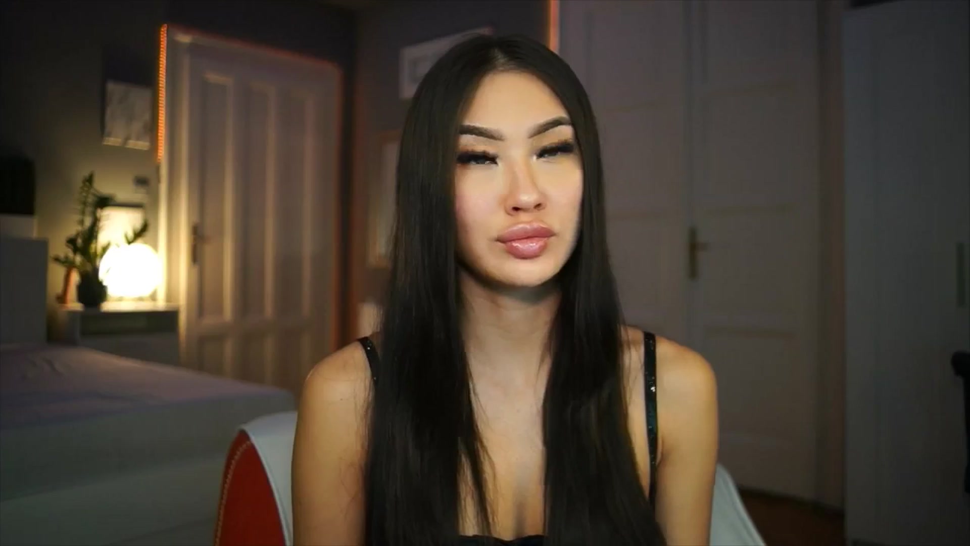 Gallery image thumbnail from MaiStream's myfreecams stream on, 01/25/2026, 22:19 image 5 of 20