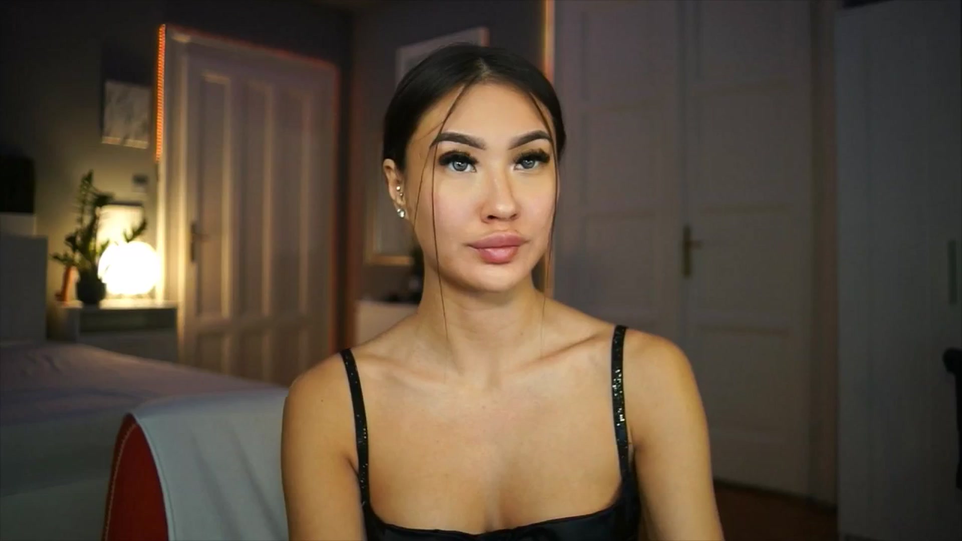 Gallery image thumbnail from MaiStream's myfreecams stream on, 01/25/2026, 22:19 image 19 of 20