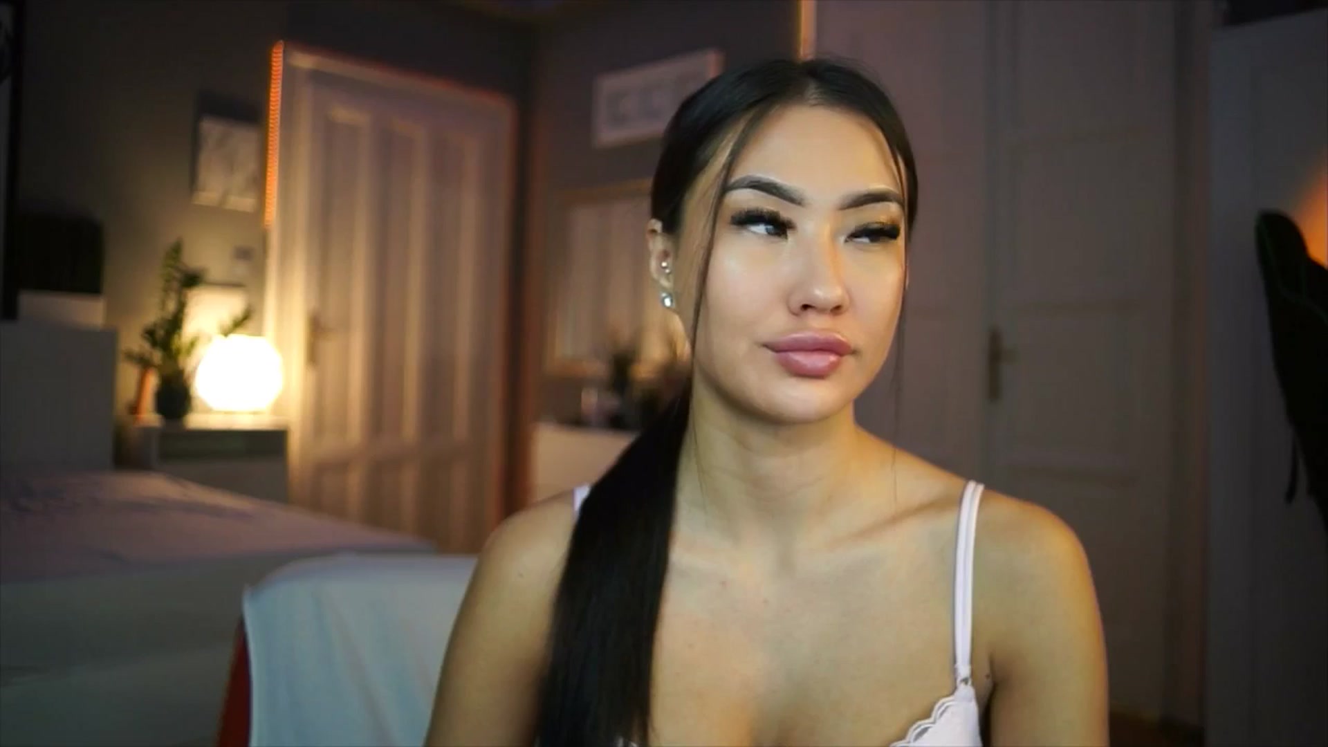 Gallery image thumbnail from MaiStream's myfreecams stream on, 01/28/2026, 20:51 image 16 of 20