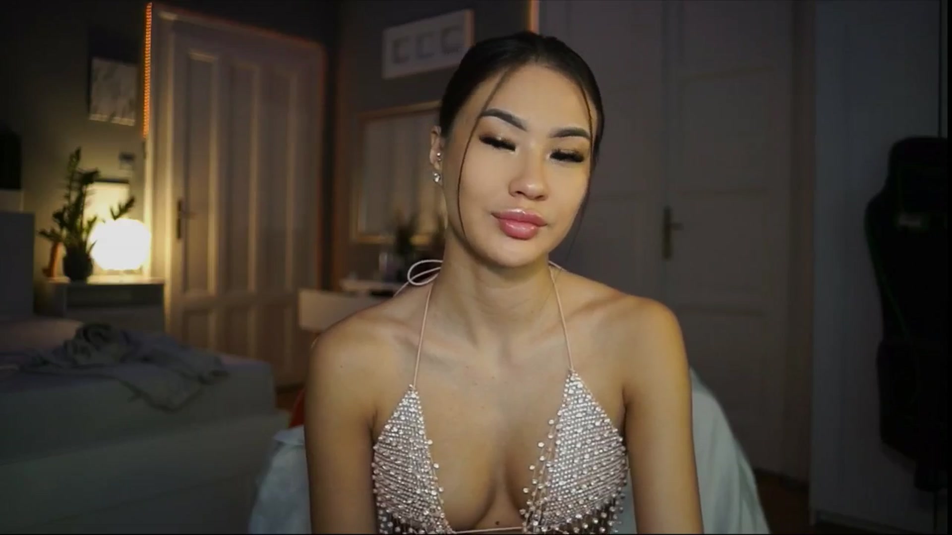 Gallery image thumbnail from MaiStream's myfreecams stream on, 02/01/2026, 09:10 image 9 of 20