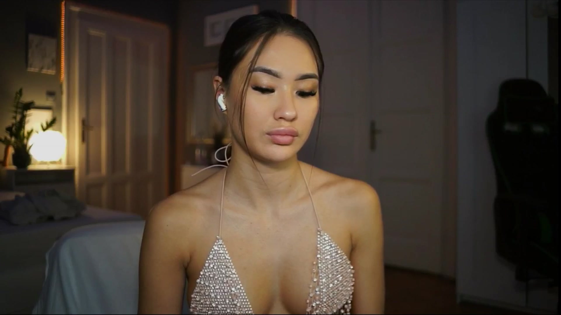 Gallery image thumbnail from MaiStream's myfreecams stream on, 02/01/2026, 13:58 image 10 of 20