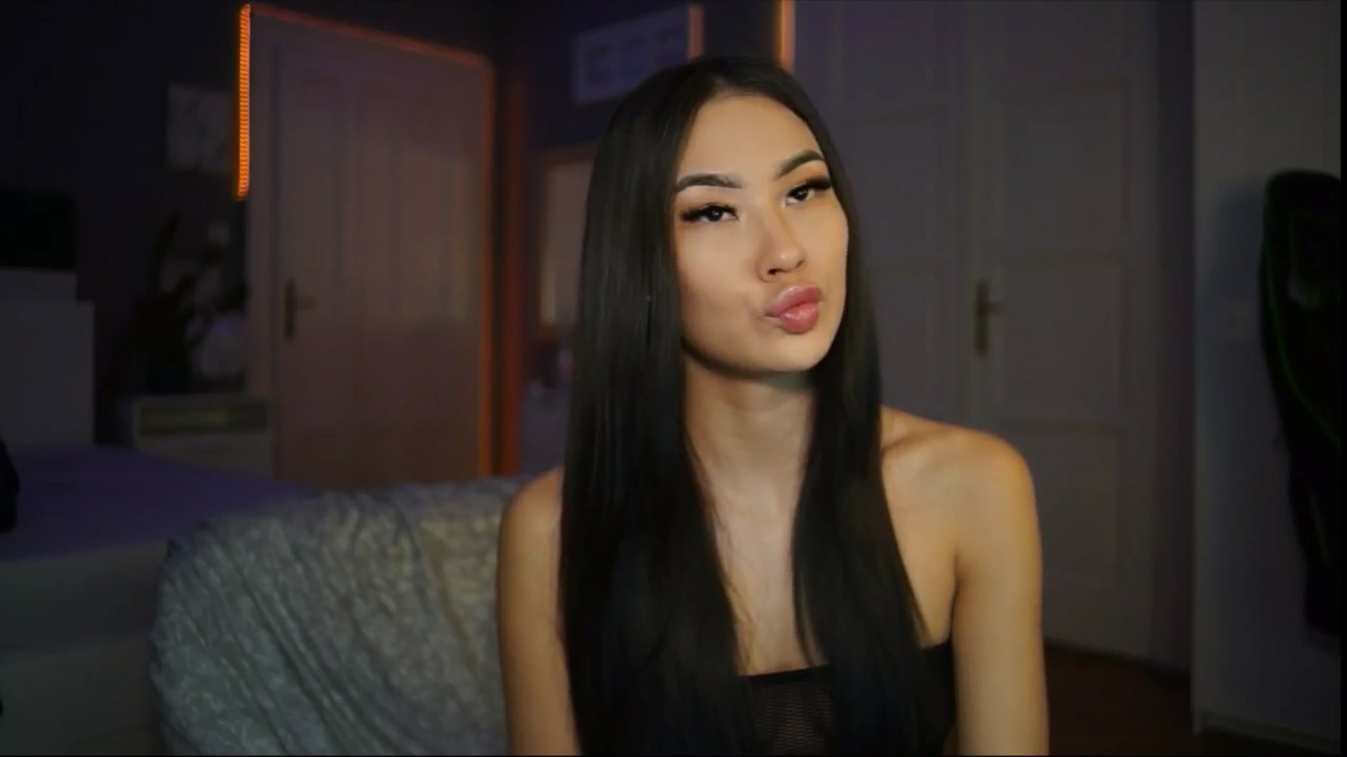 Gallery image thumbnail from MaiStream's myfreecams stream on, 02/05/2026, 21:33 image 5 of 20